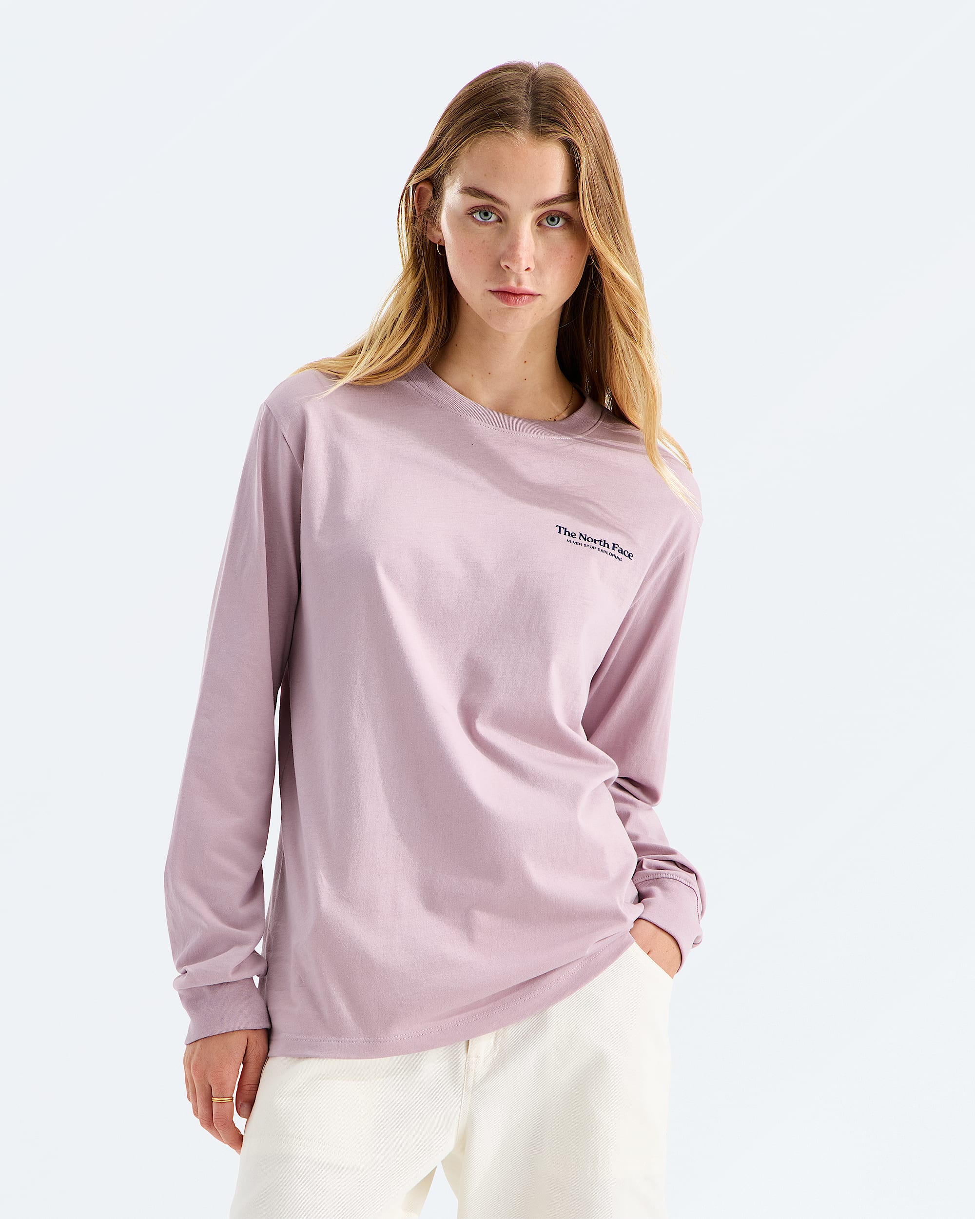 Womens Evolution Monte Relaxed LongSleeve Tee TNF BACK