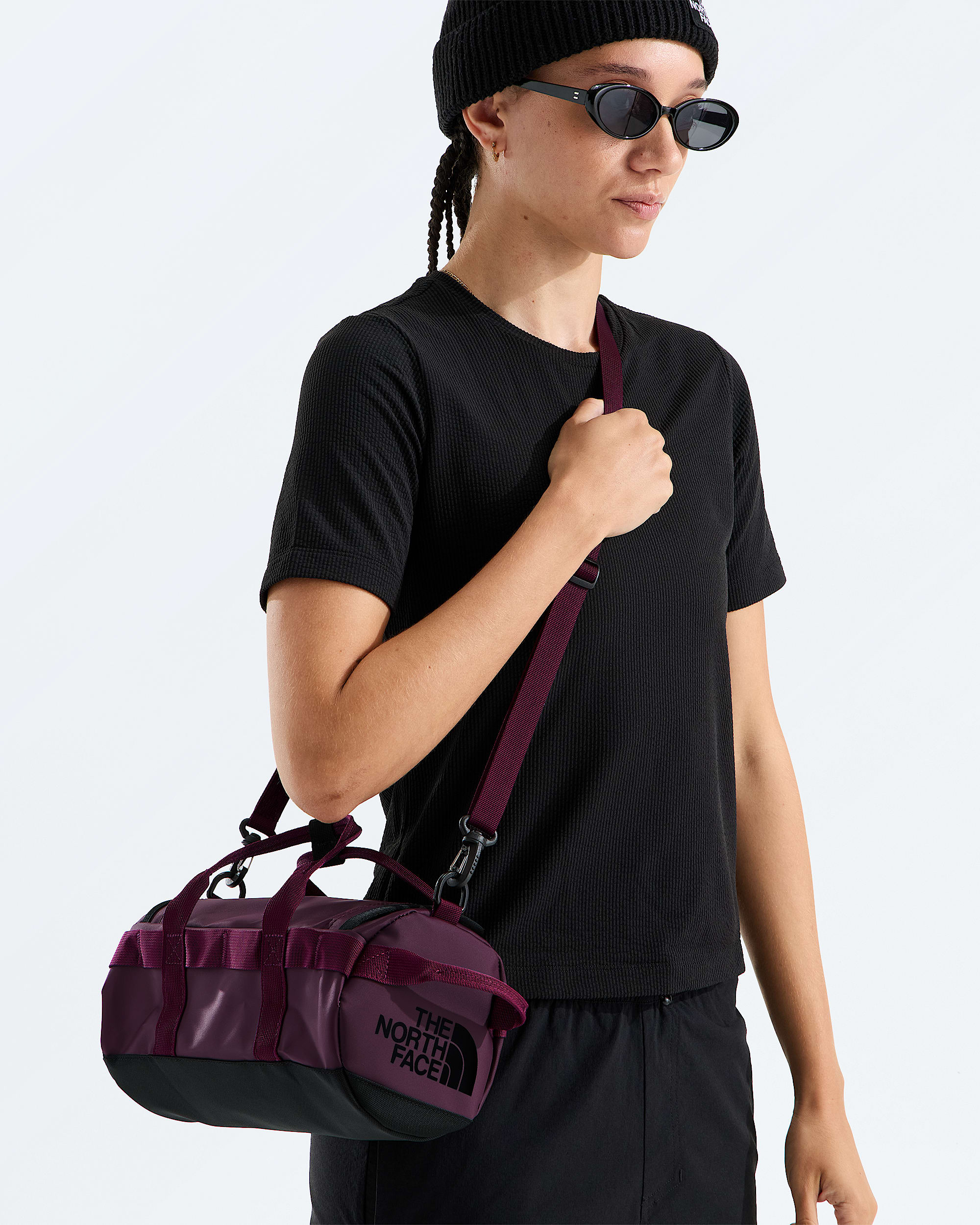 Base Camp Duffel Shoulder Bag TNF MODELBACK