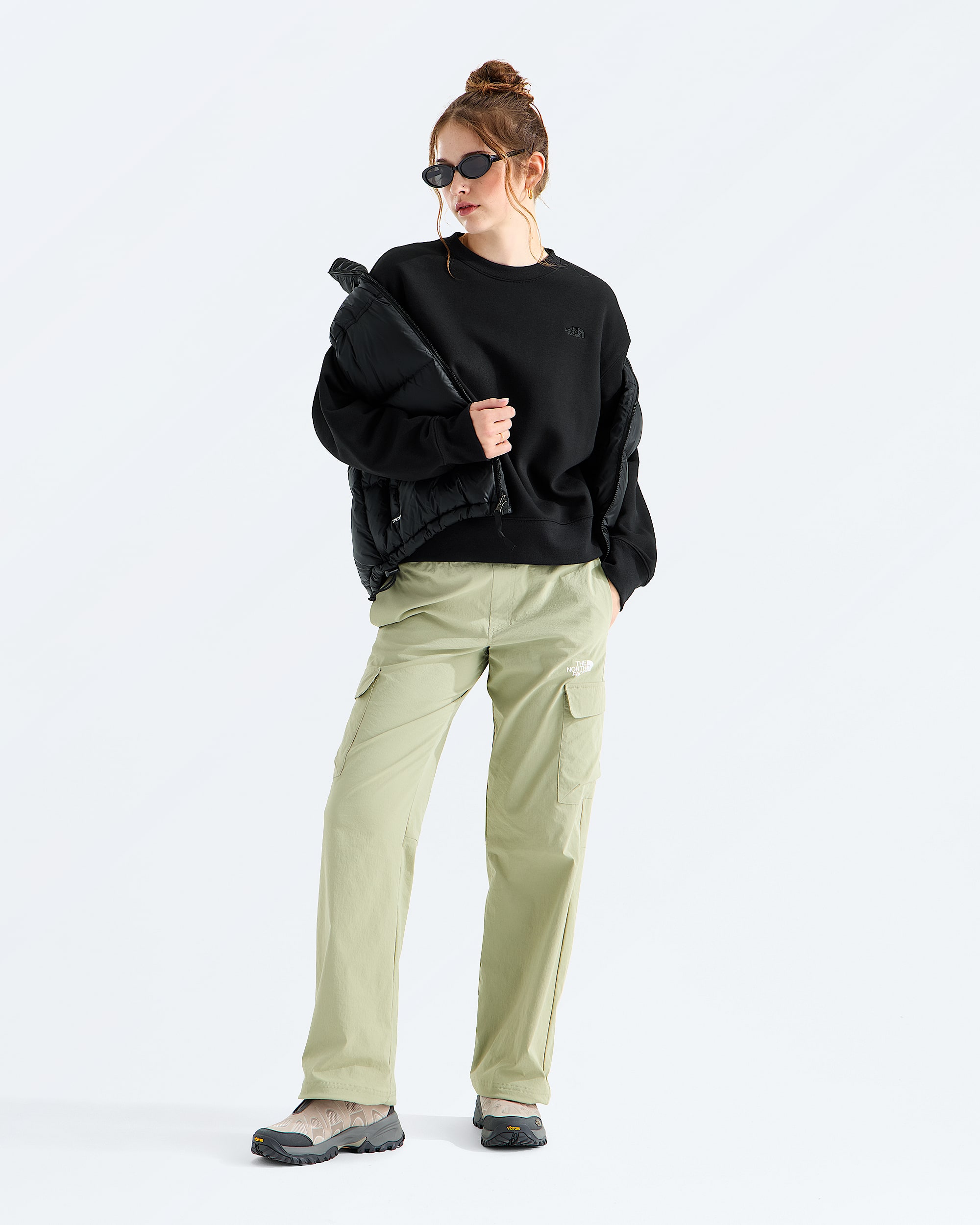 Womens TNF Essential Simple Dome Boxy Oversize Crew TNF HERO2