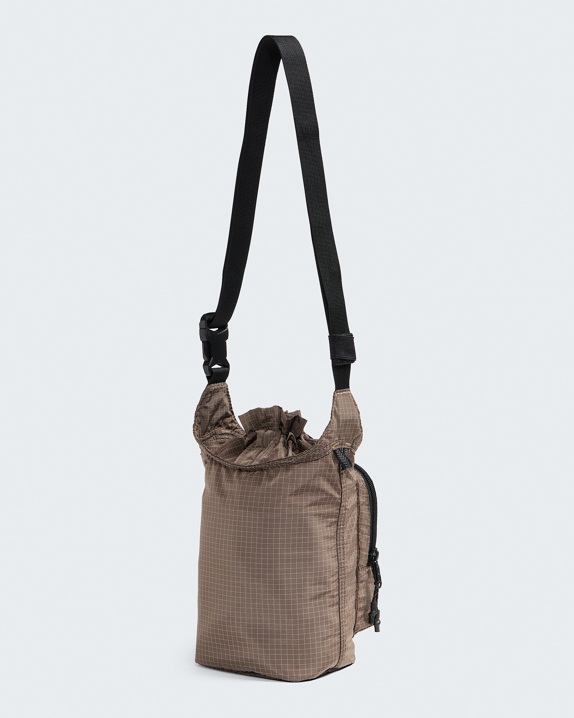 Never Stop Bucket Bag TNF BACK