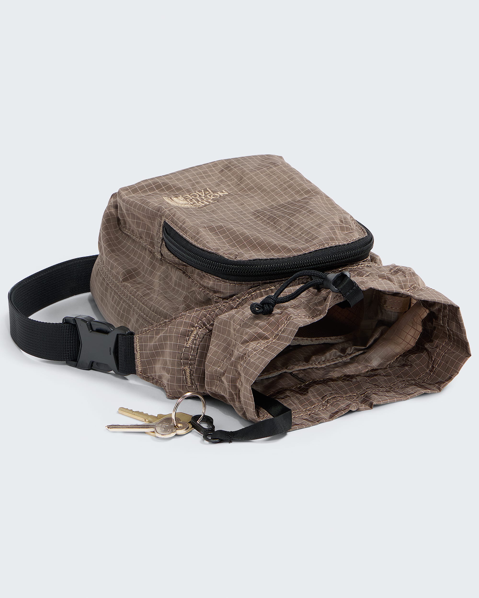 Never Stop Bucket Bag TNF INT