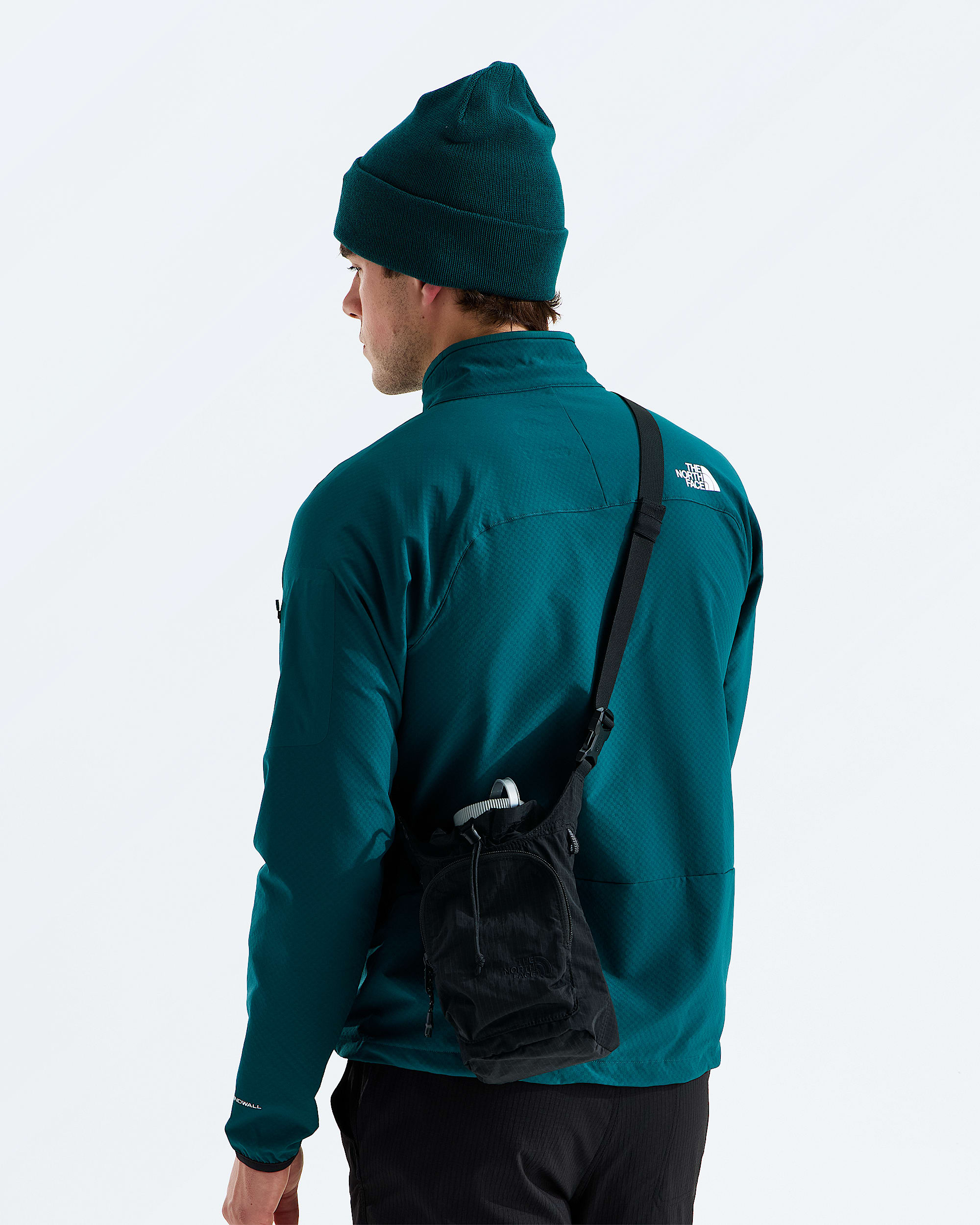 Never Stop Bucket Bag TNF MODELBACK
