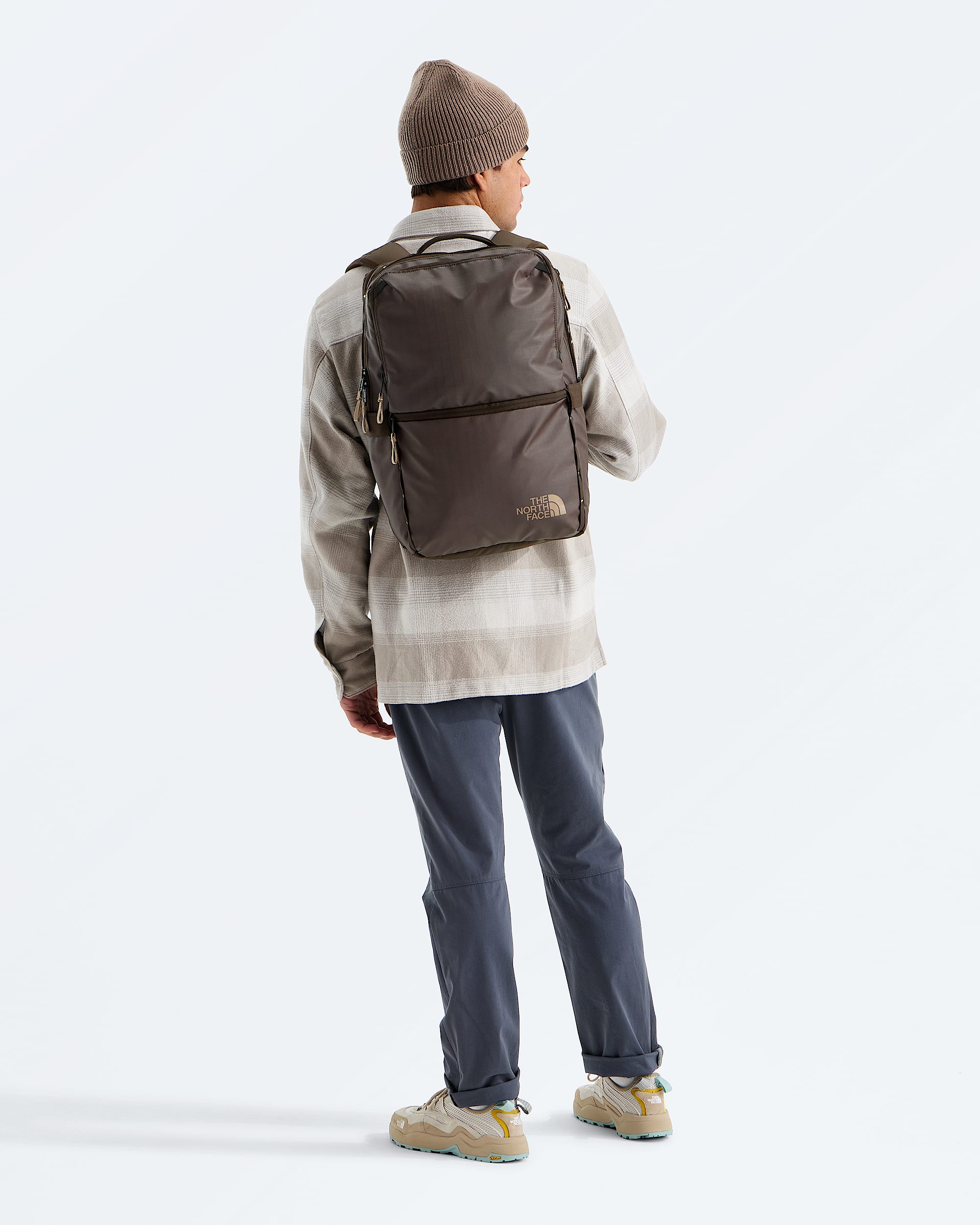 Base Camp™ Voyager Daypack - 26L | The North Face Canada