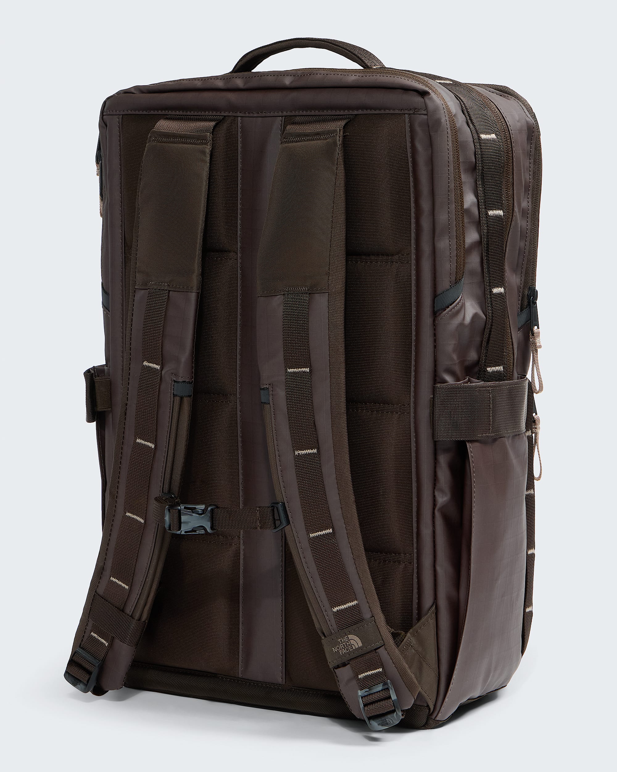 Base Camp™ Voyager Daypack - 26L | The North Face Canada
