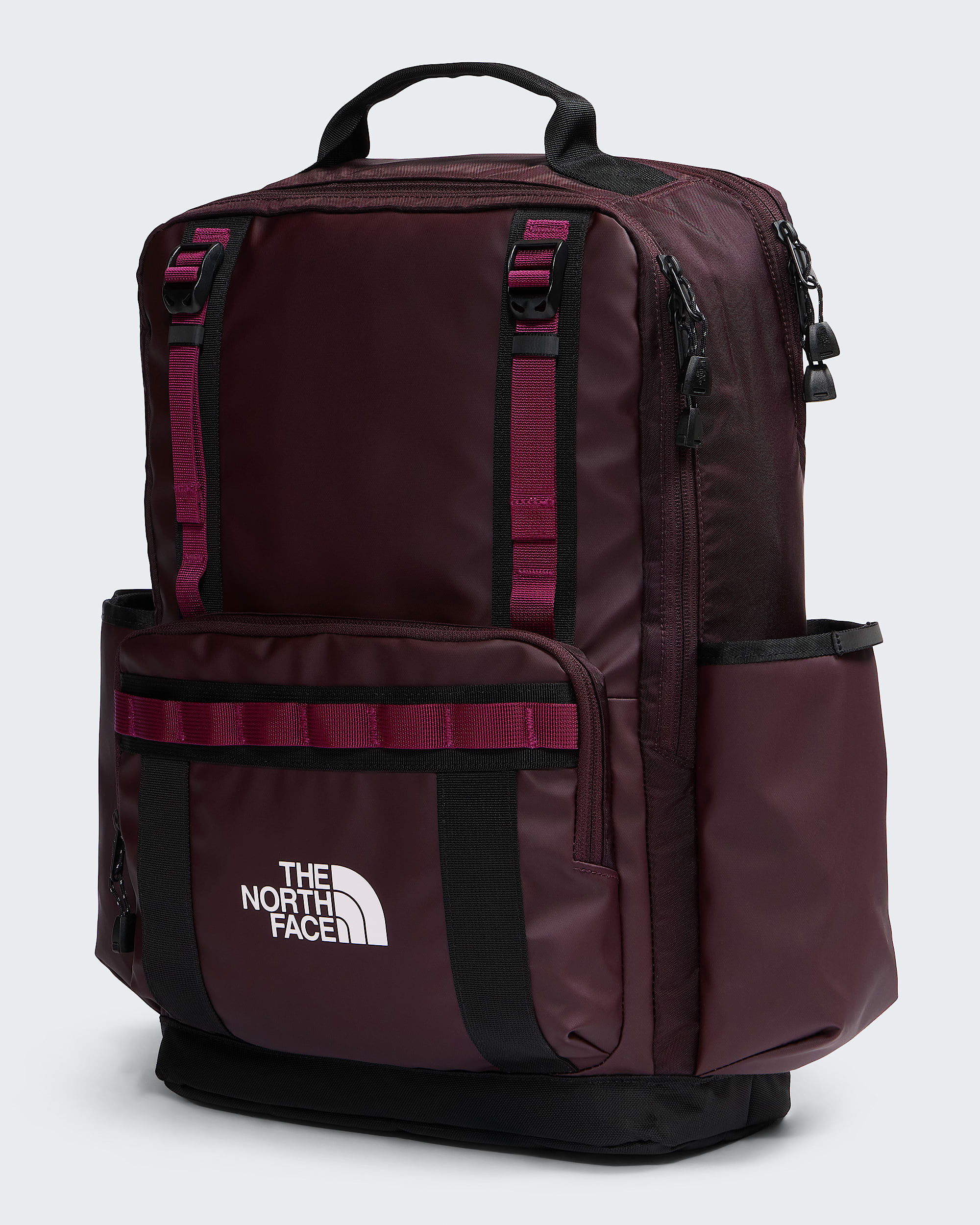 Base Camp Daypack  25L TNF FRONT34