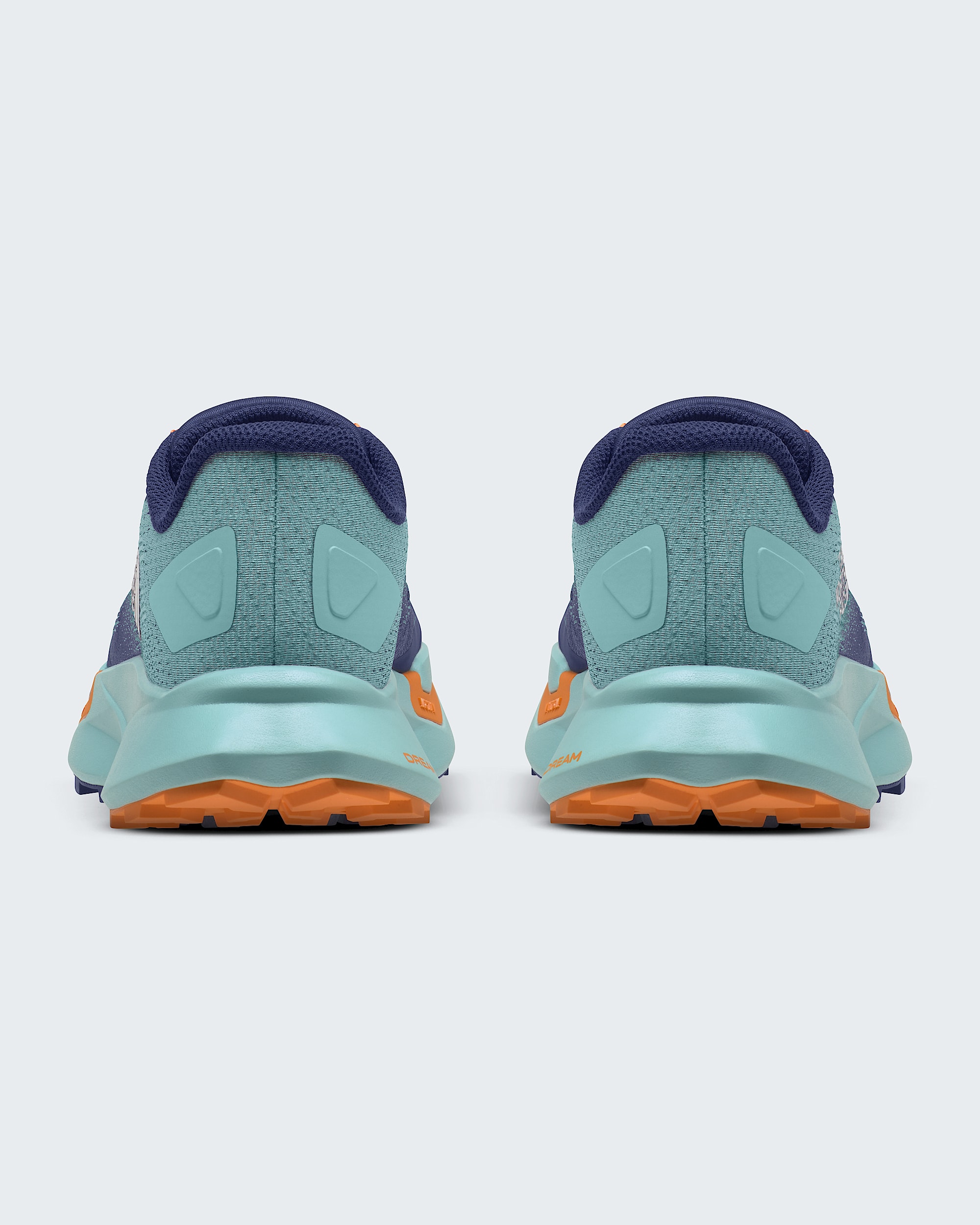 Womens VECTIV Enduris 4 Shoes TNF BACK