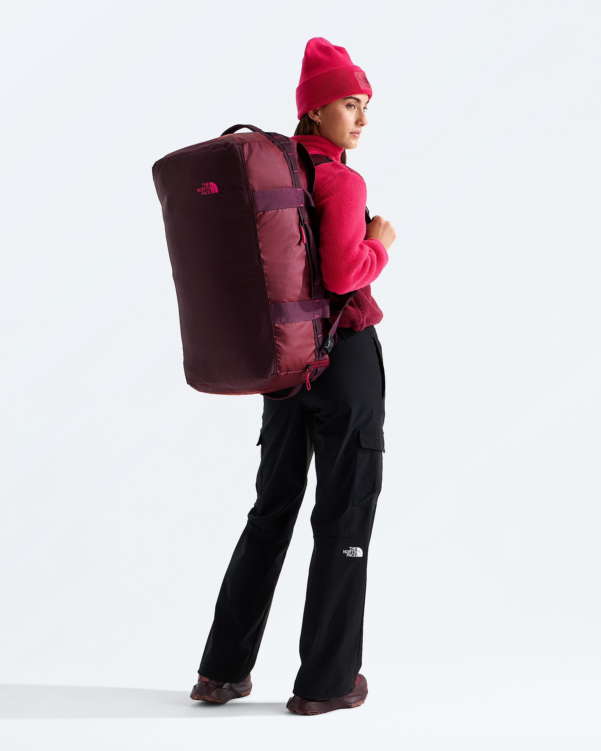 Base Camp Voyager Duffel62L TNF MODELBACK