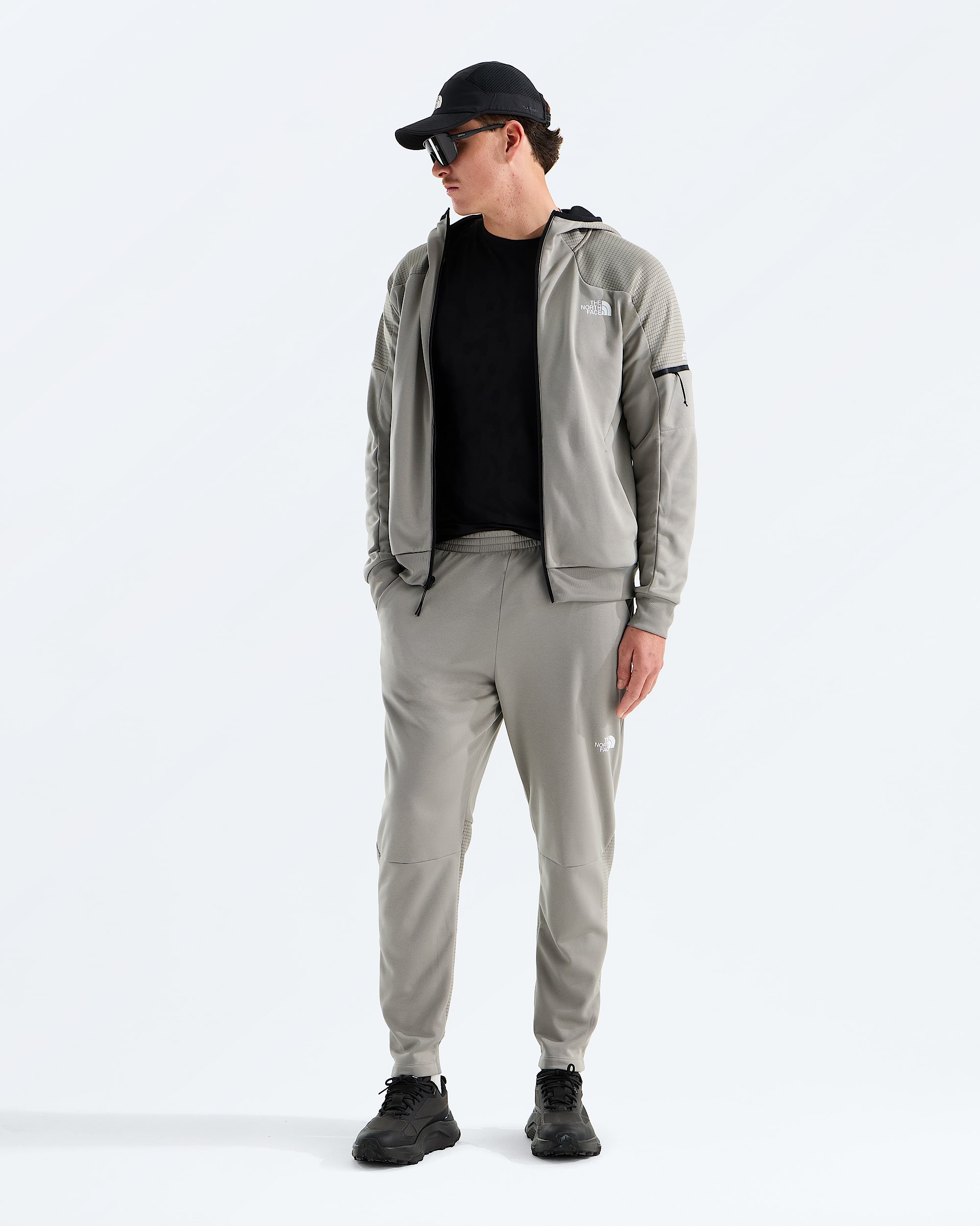 Mens Mountain Athletics Fleece Pants 20 TNF HERO2