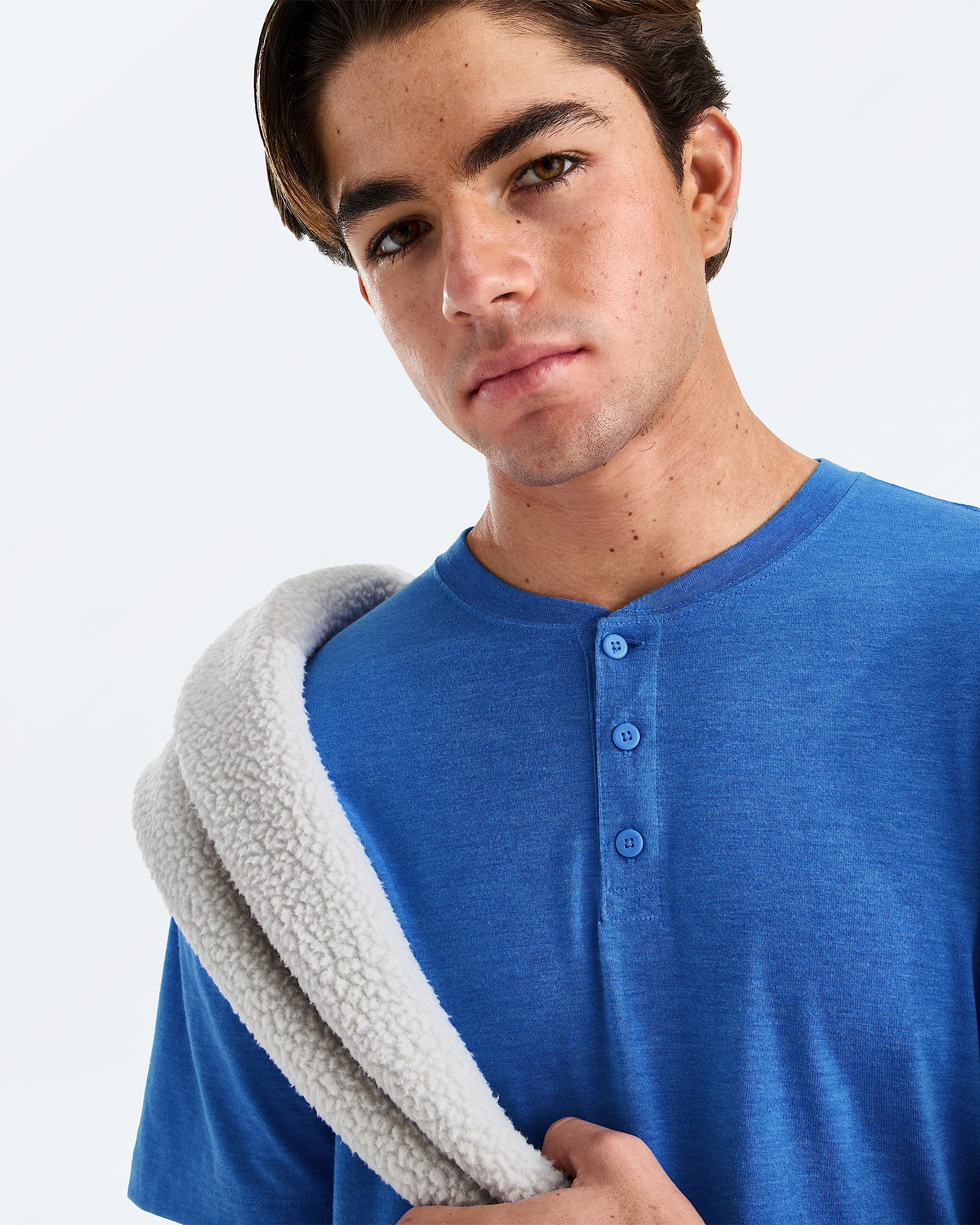 Mens TriBlend ShortSleeve Henley TNF HERO2