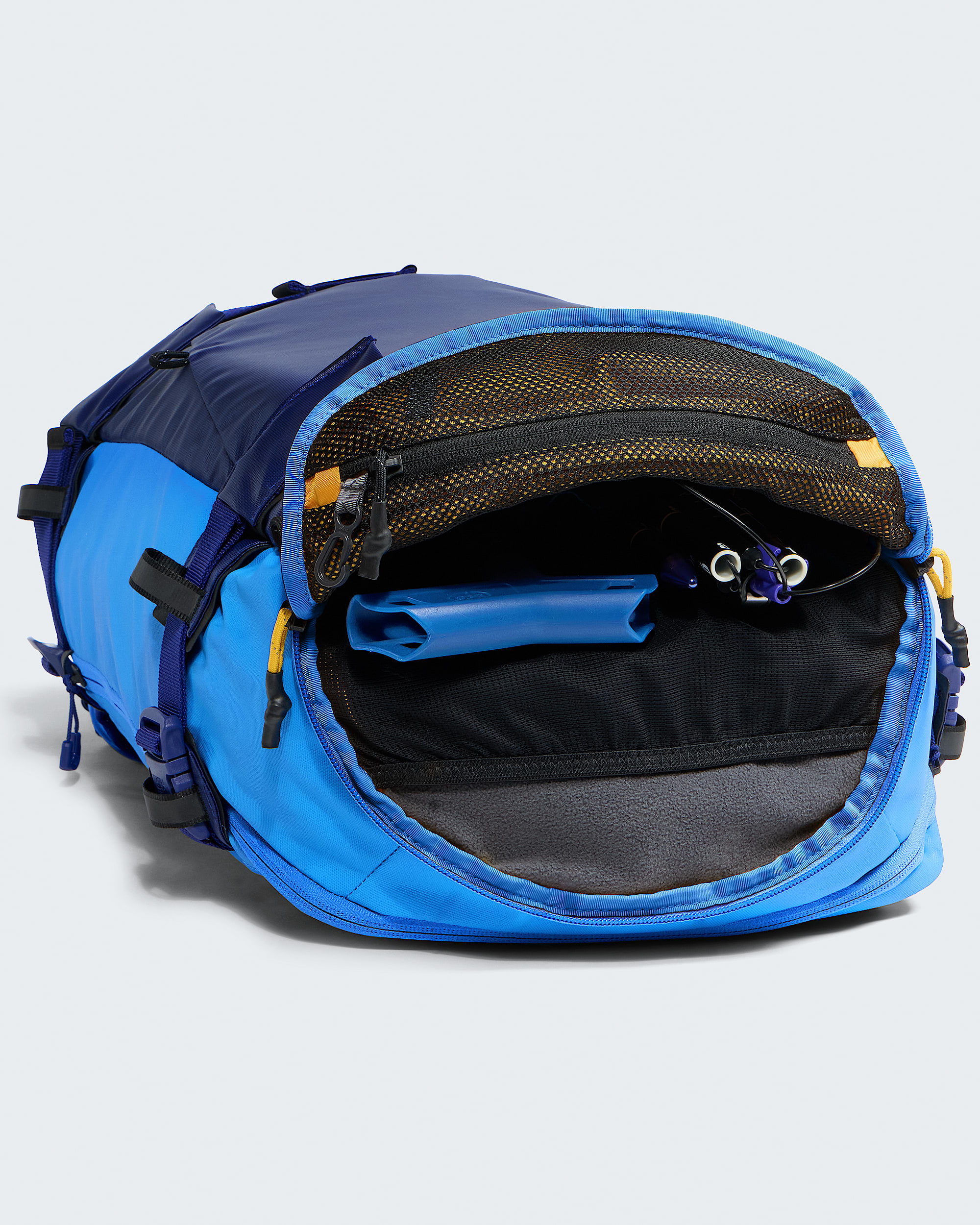 Slackpack 30 TNF DETAIL1