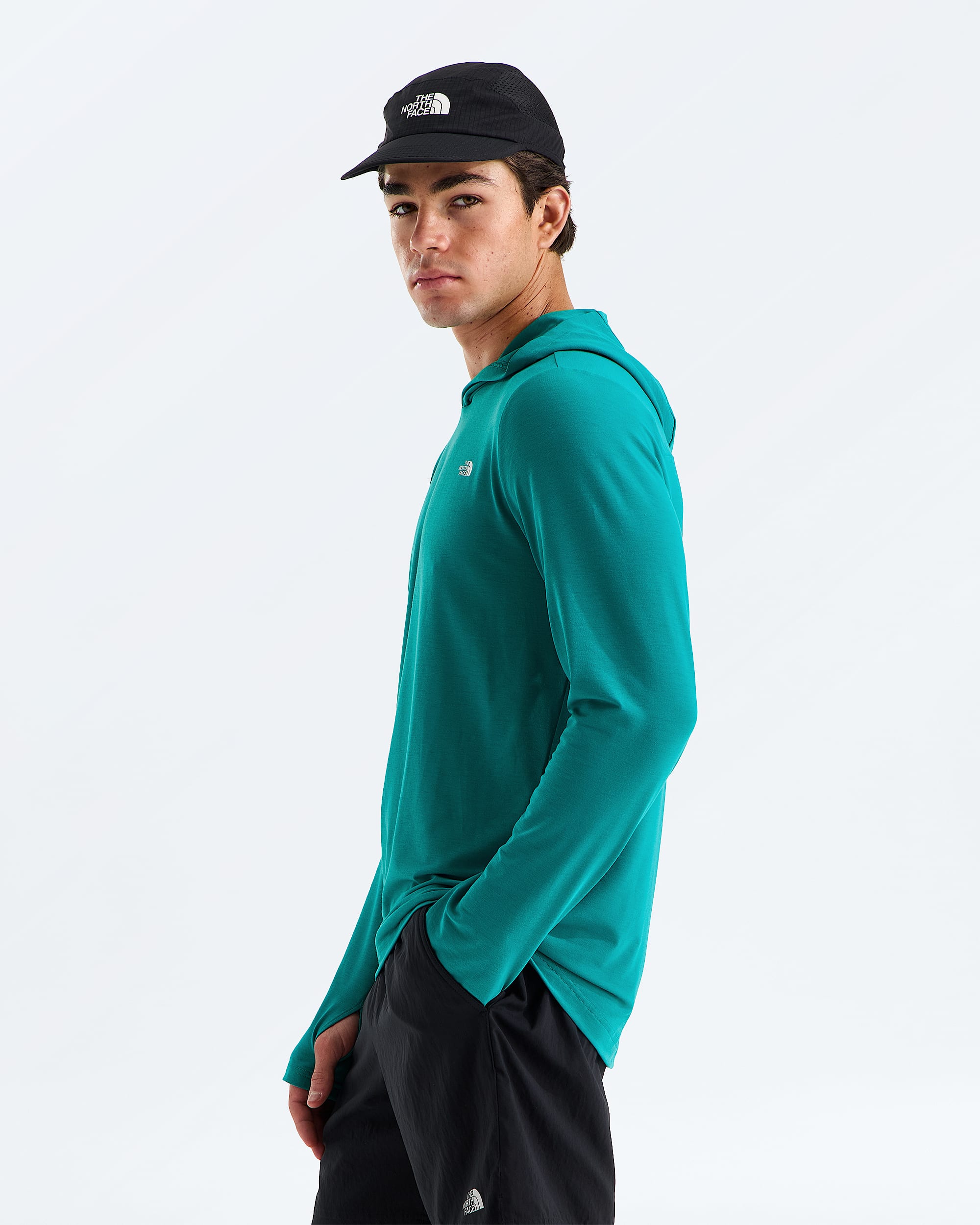 Mens Adventure Sun Hoodie TNF MODEL34