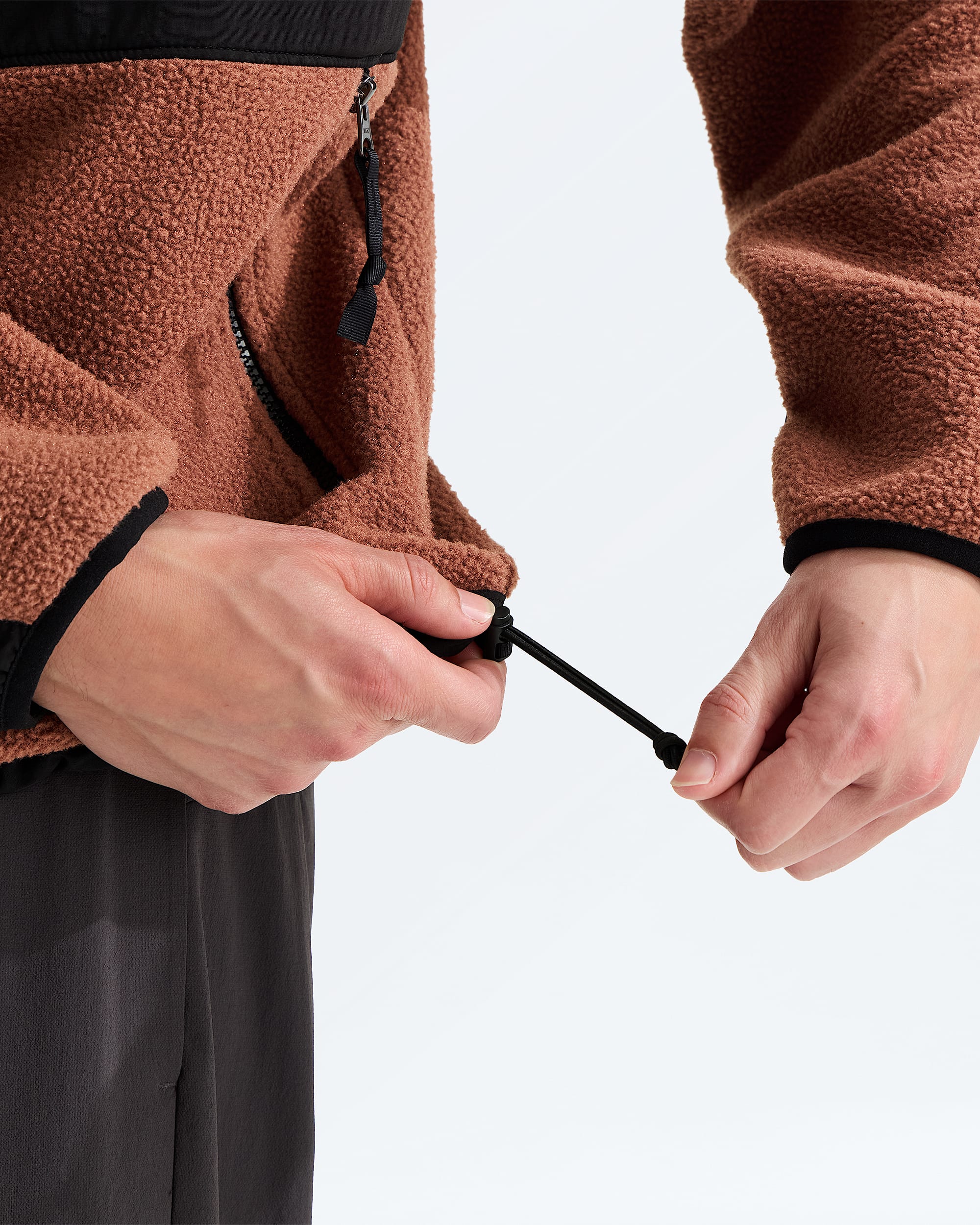 Mens Retro Denali Jacket TNF DETAIL1