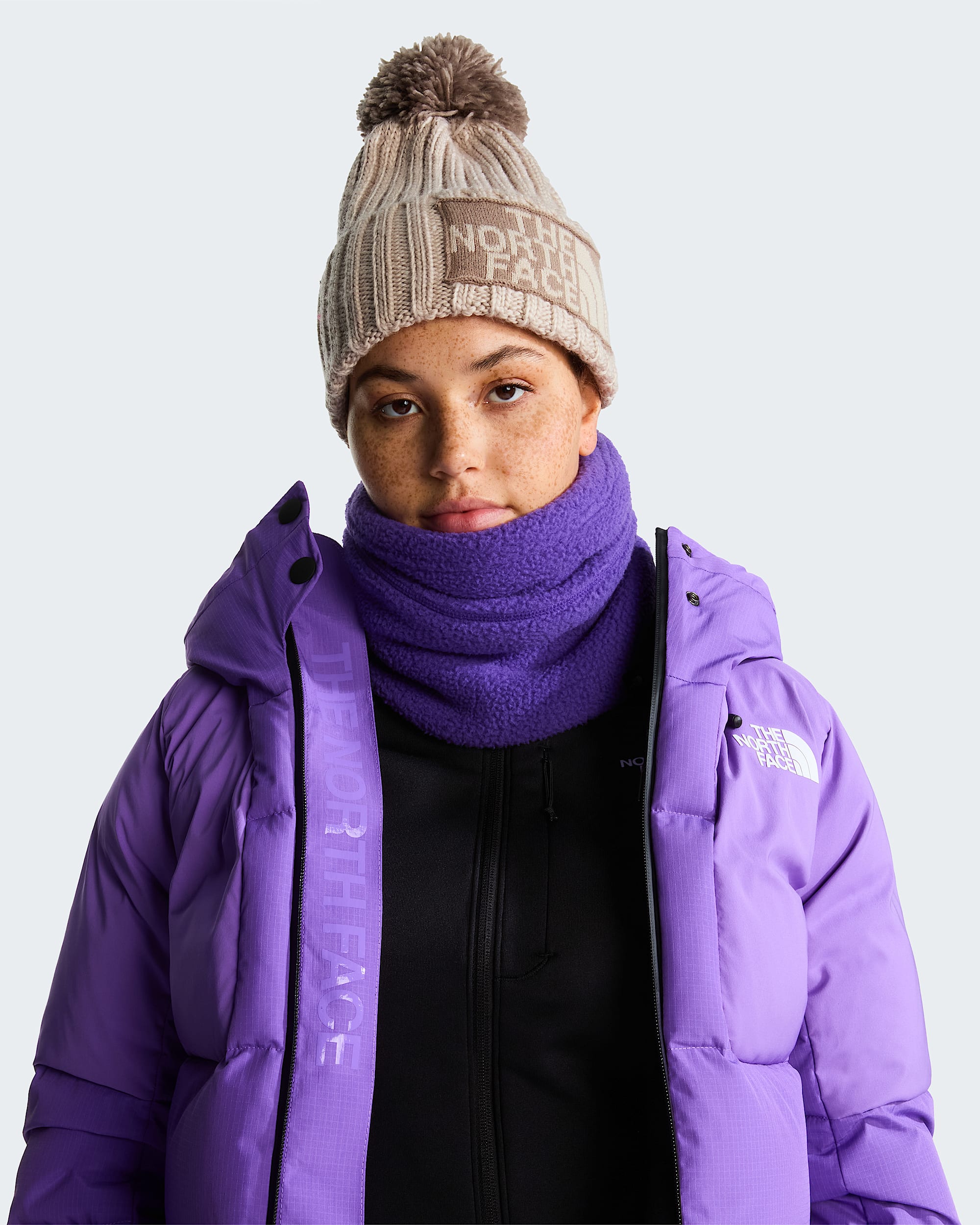 Whimzy Convertible Beanie TNF HERO2