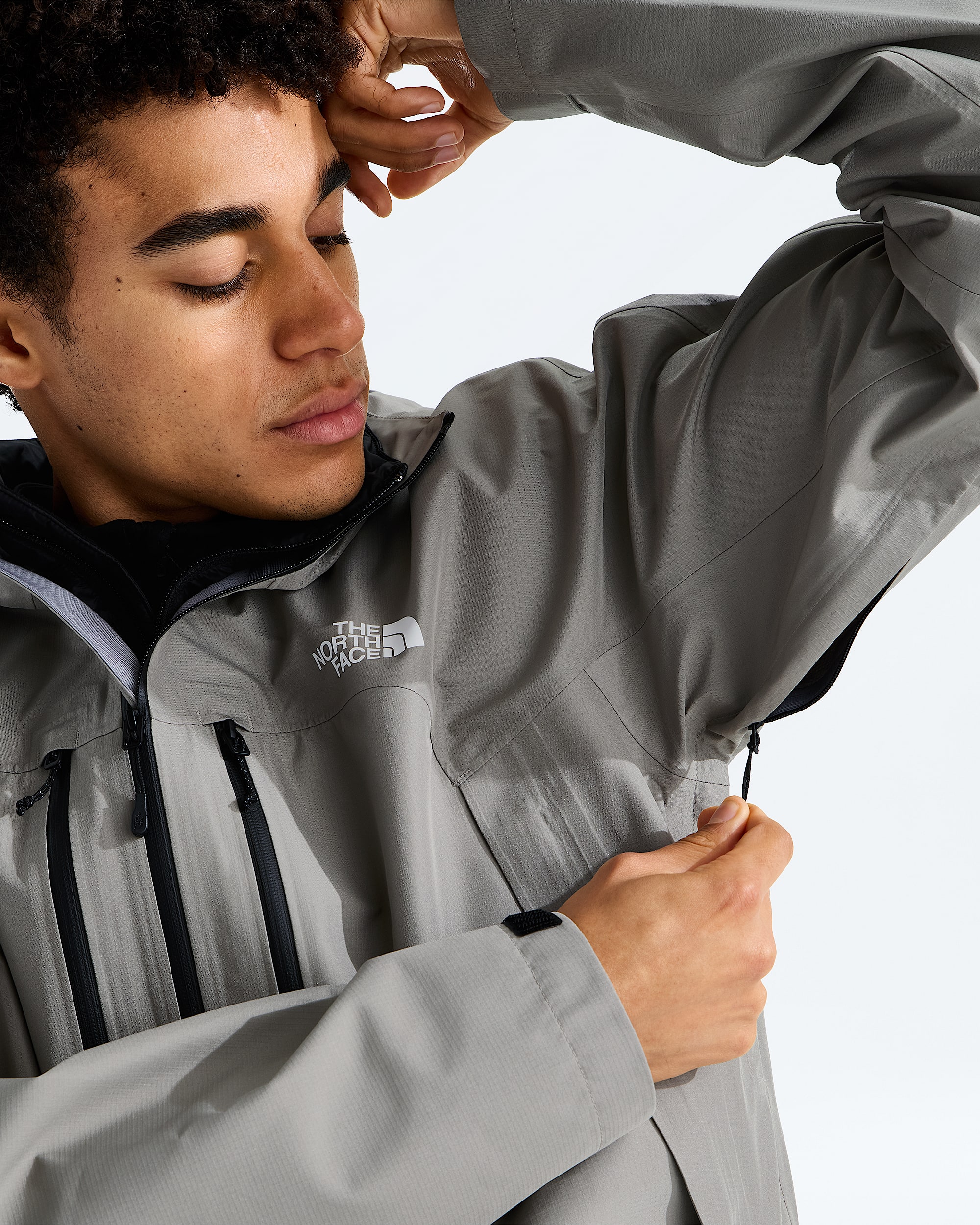 Mens Valley View Jacket TNF MODELALT2