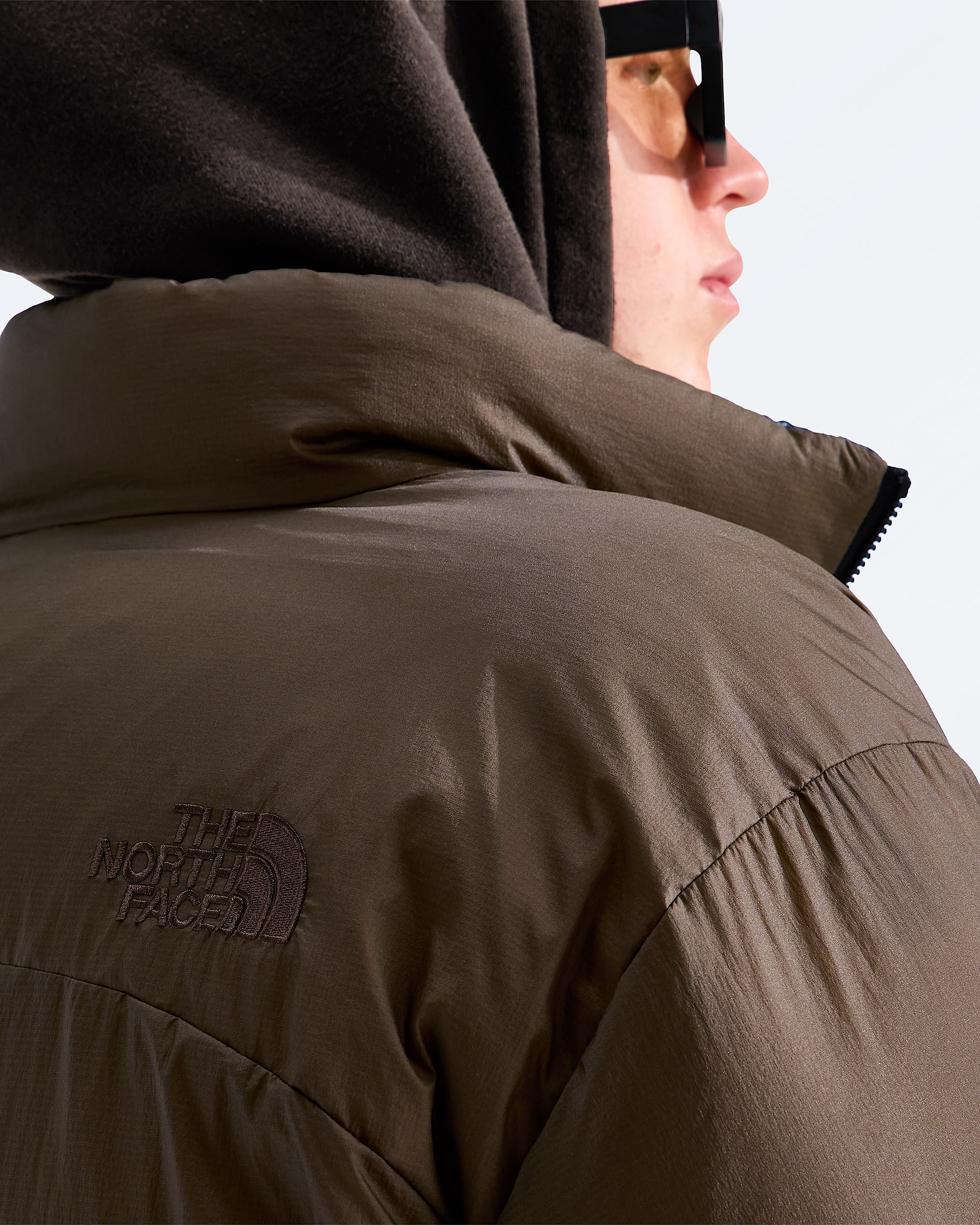 Mens Pertex Nuptse Reversible Jacket TNF MODELCLOSE1