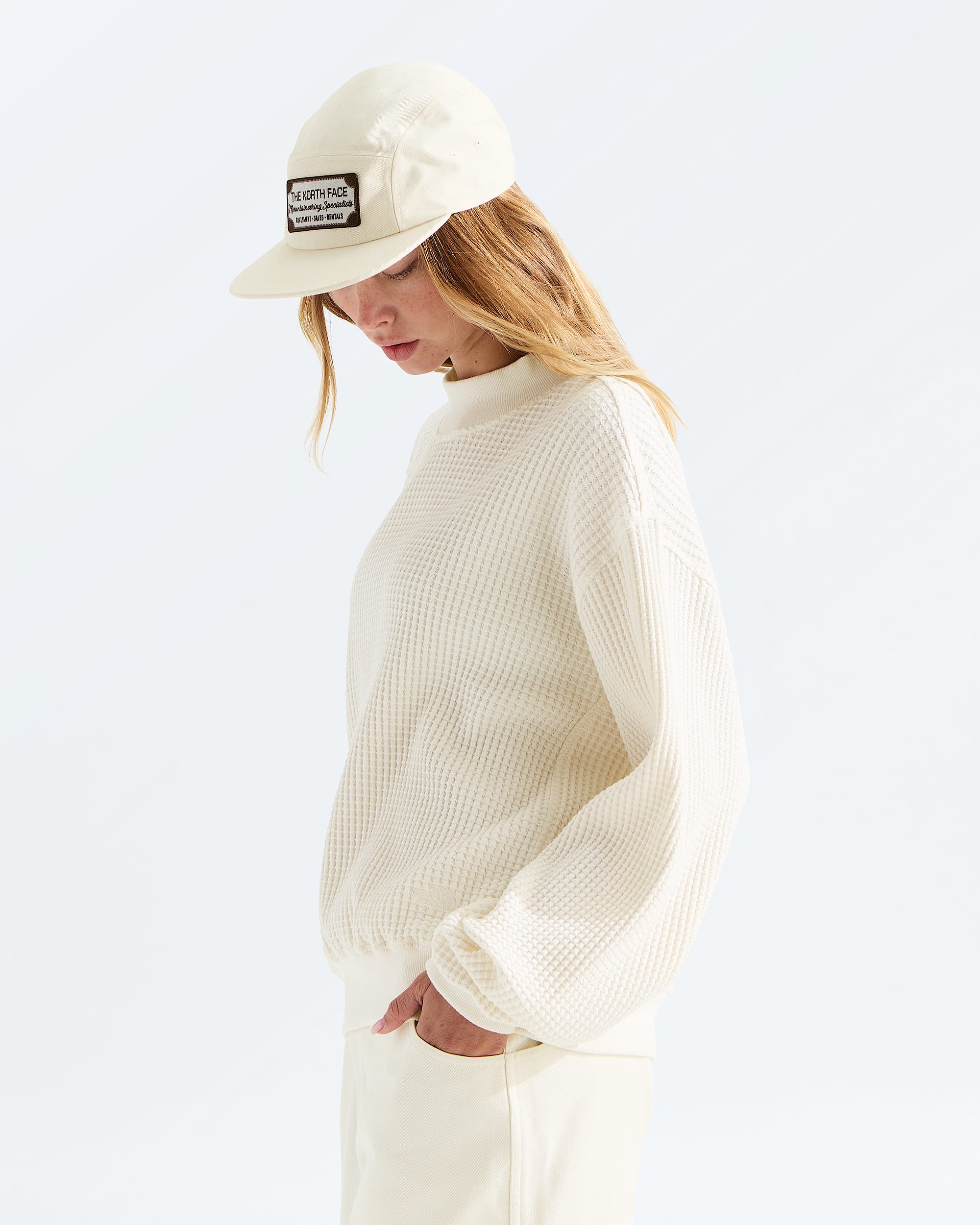 Womens Chabot 20 MockNeck TNF MODEL34