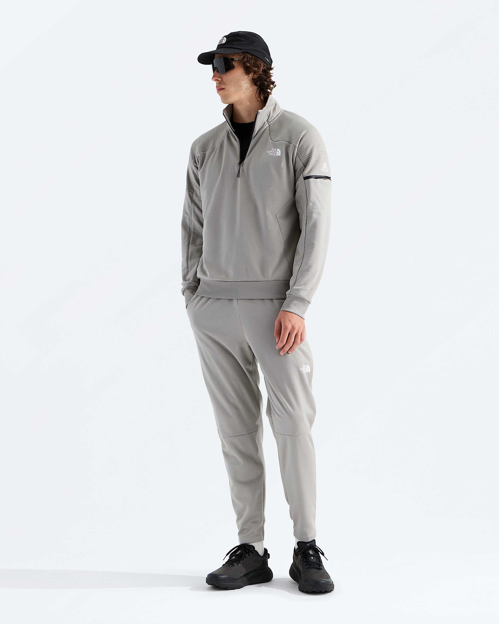 Mens Mountain Athletics Zip Fleece 20 TNF HERO2