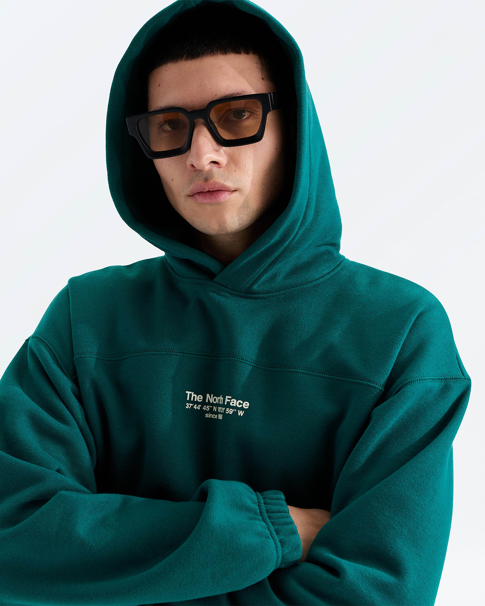 Mens AXYS Hoodie TNF HERO2