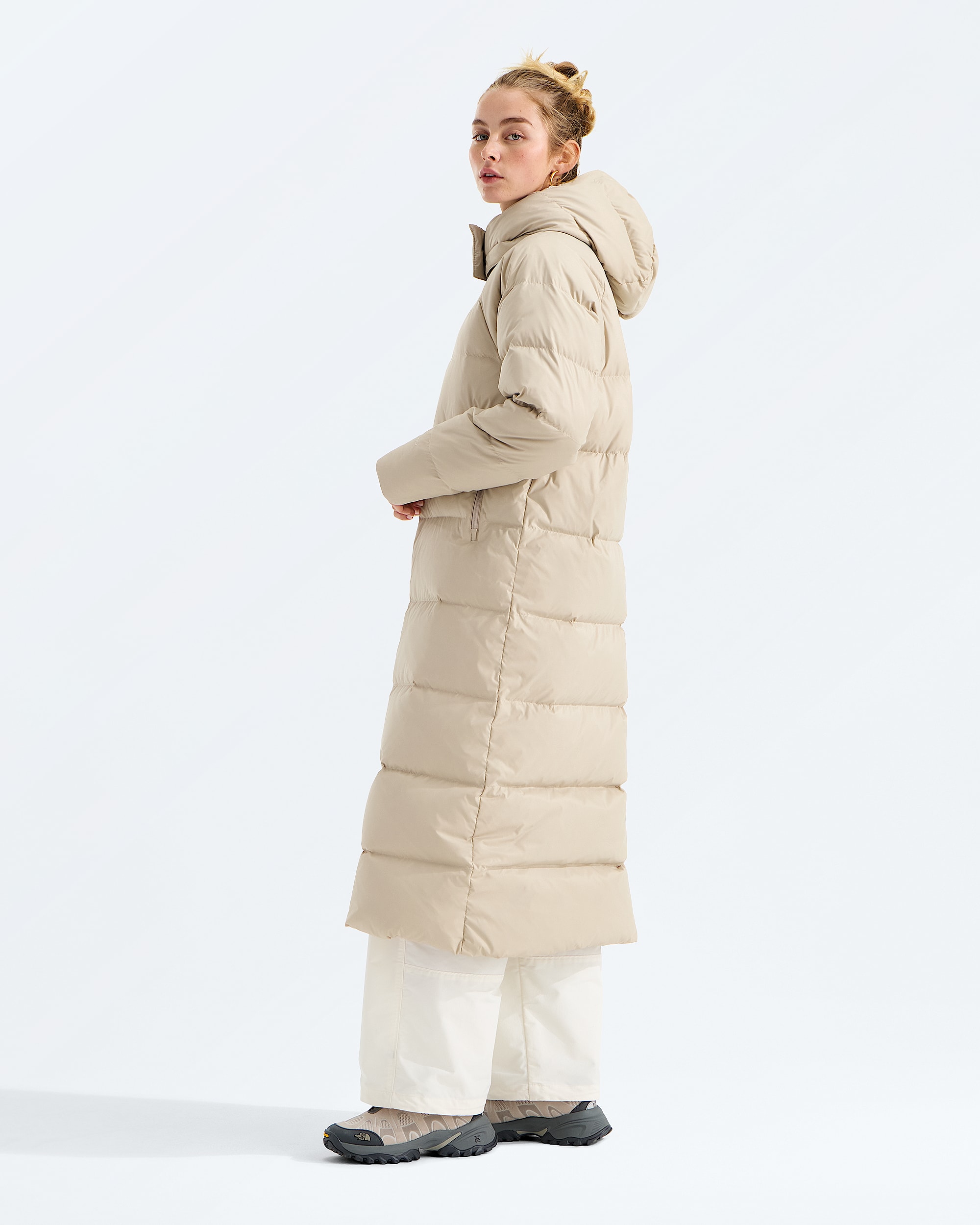 Womens Hydrenalite City Long Down Hooded Parka TNF MODEL34