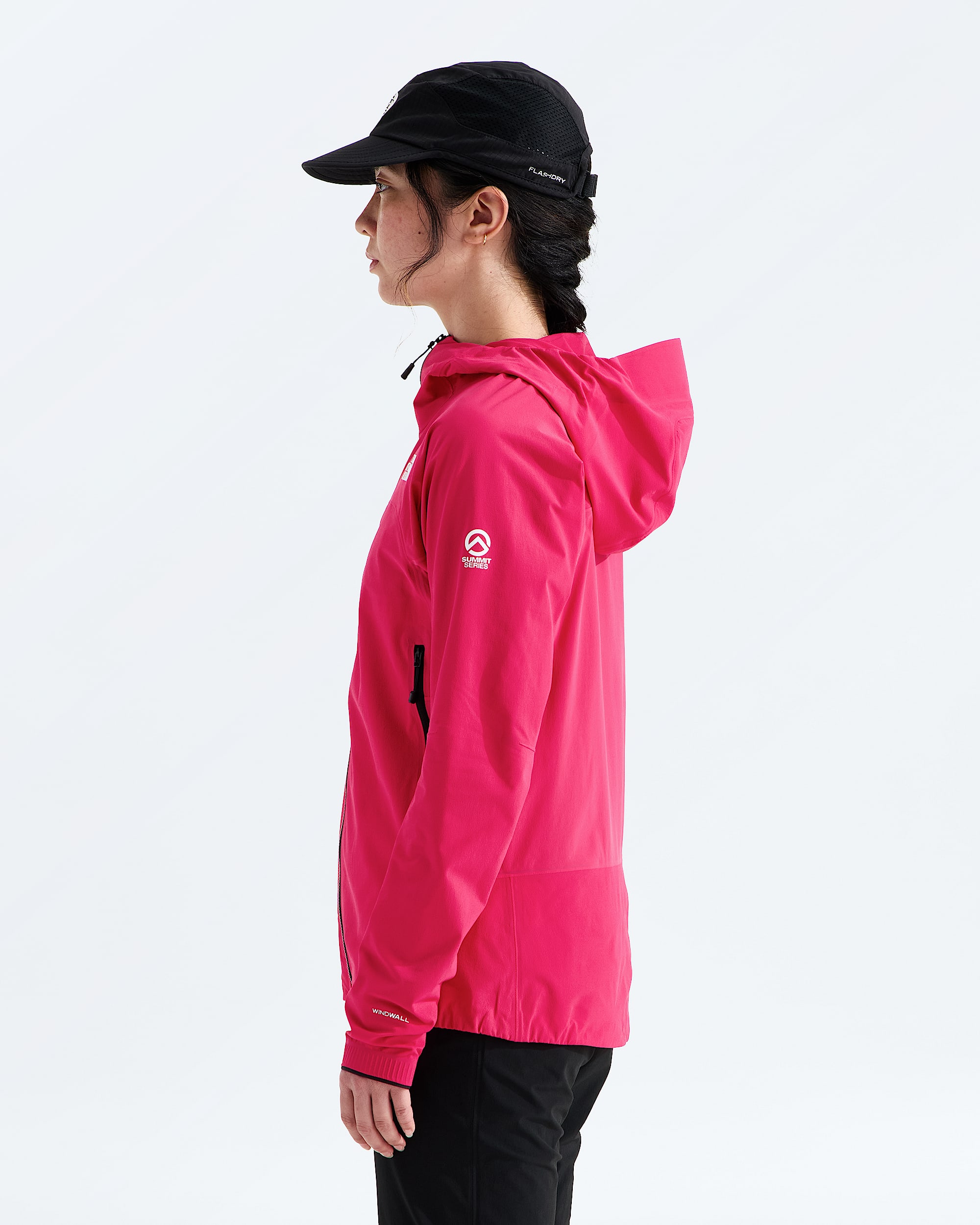 Womens Summit Series Off Width Jacket TNF MODEL34