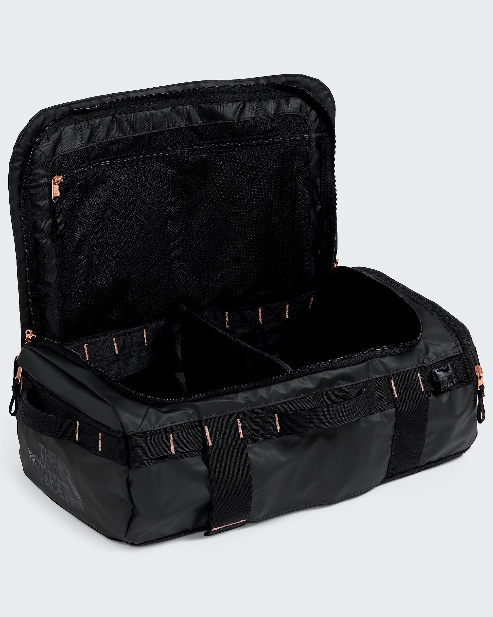Base Camp Voyager Duffel 32L  Luxe TNF INT