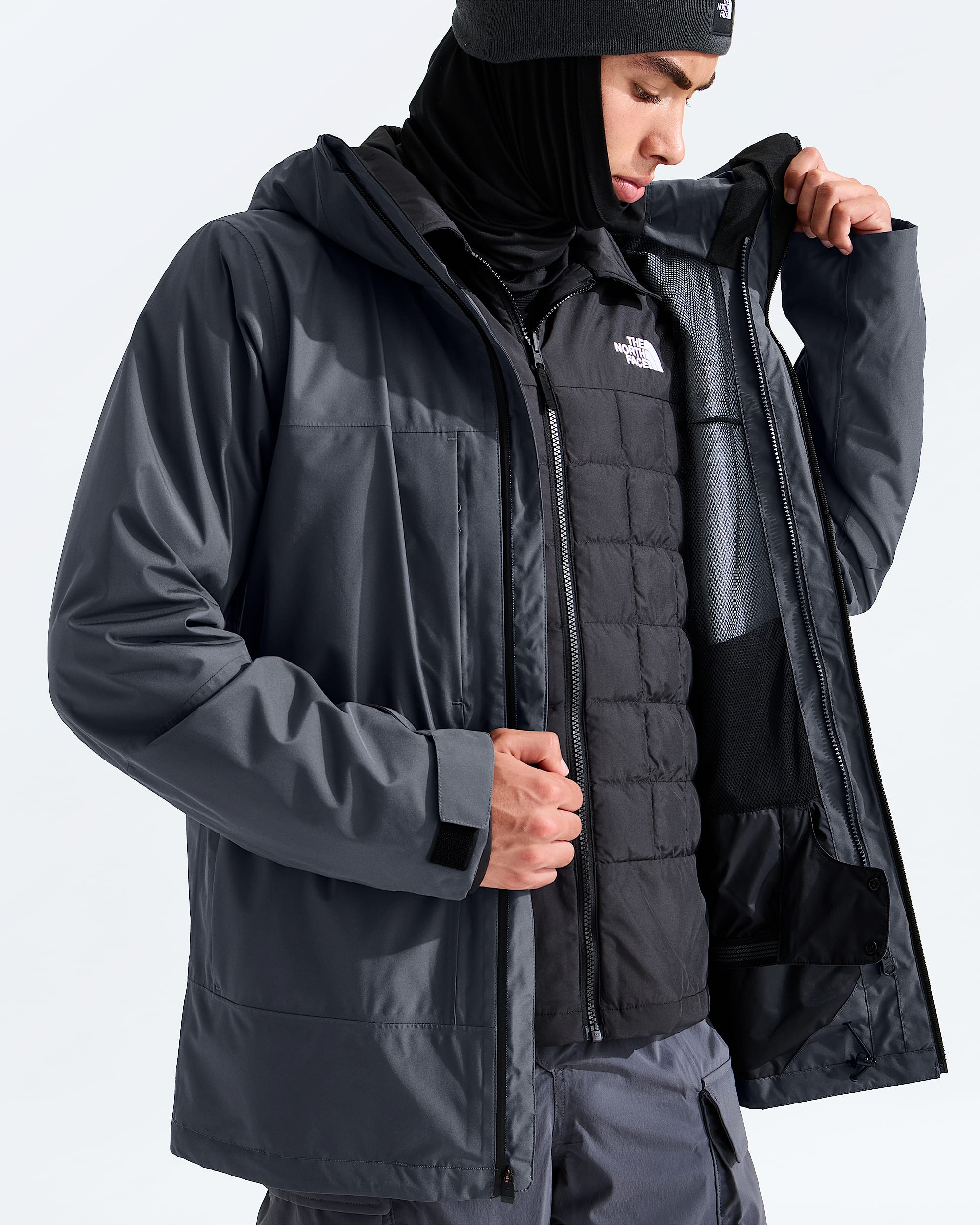 Mens THERMOBALL Snow Triclimate Jacket TNF ALT2