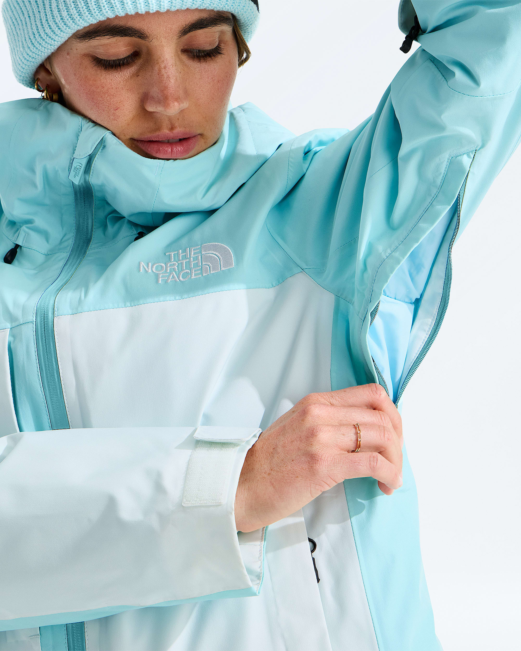 Womens THERMOBALL Snow Triclimate Jacket TNF MODELALT2