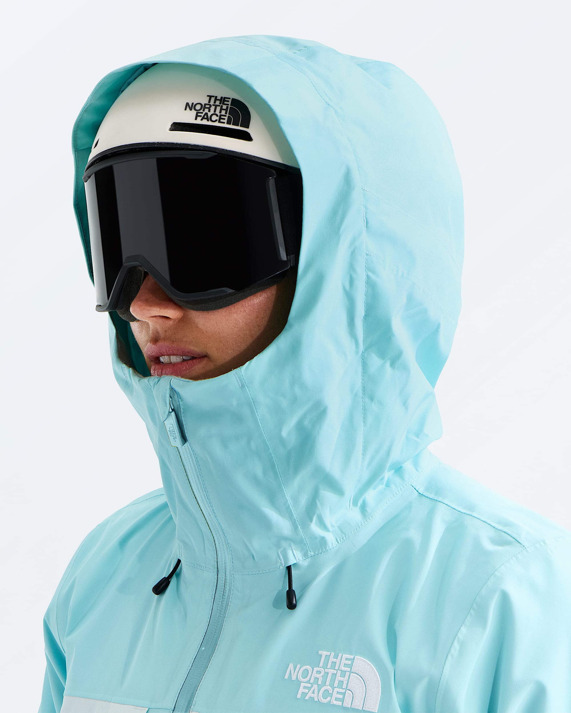 Womens THERMOBALL Snow Triclimate Jacket TNF MODELHOOD2