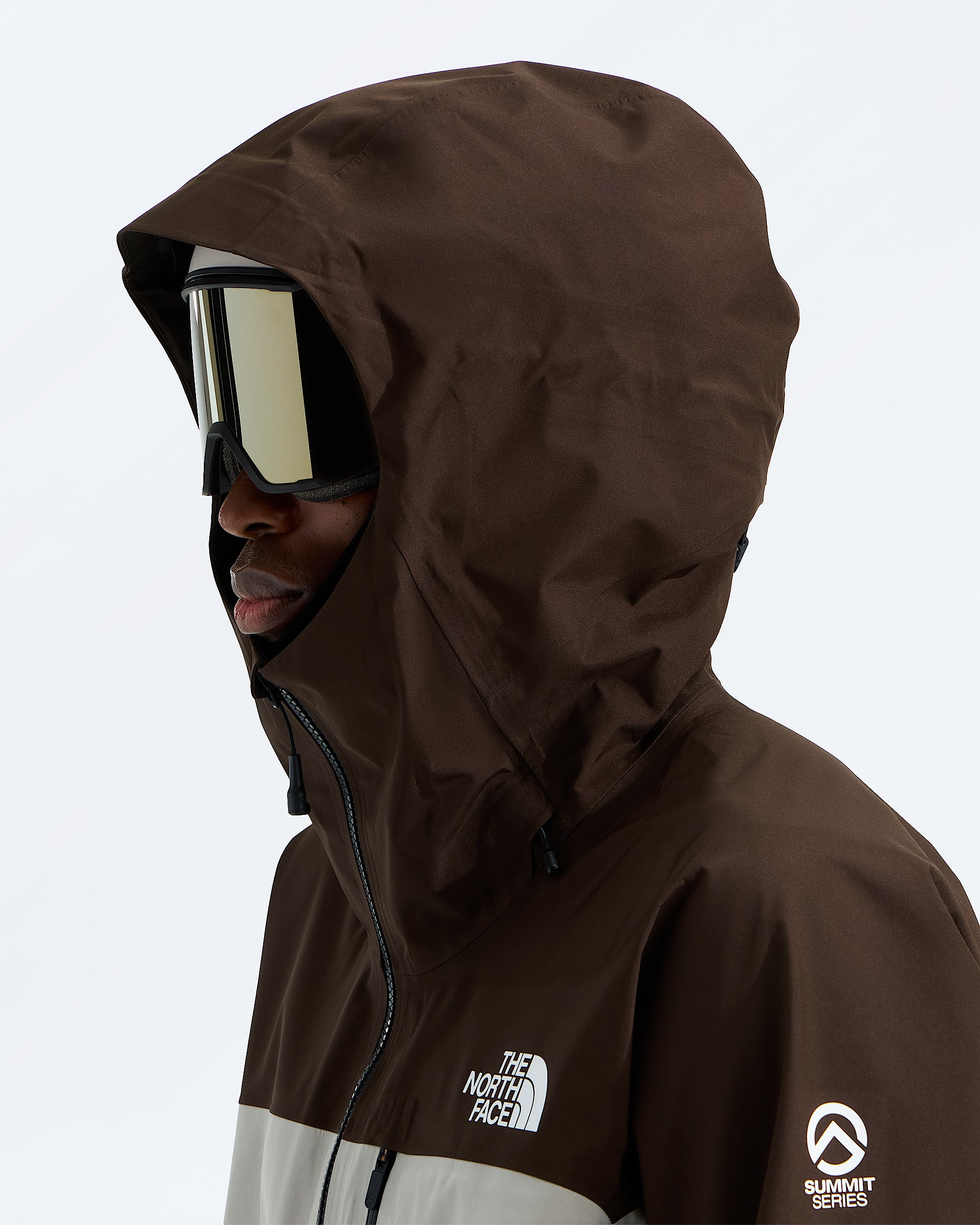 Mens Summit Eastwall GTX Jacket TNF MODELHOOD2