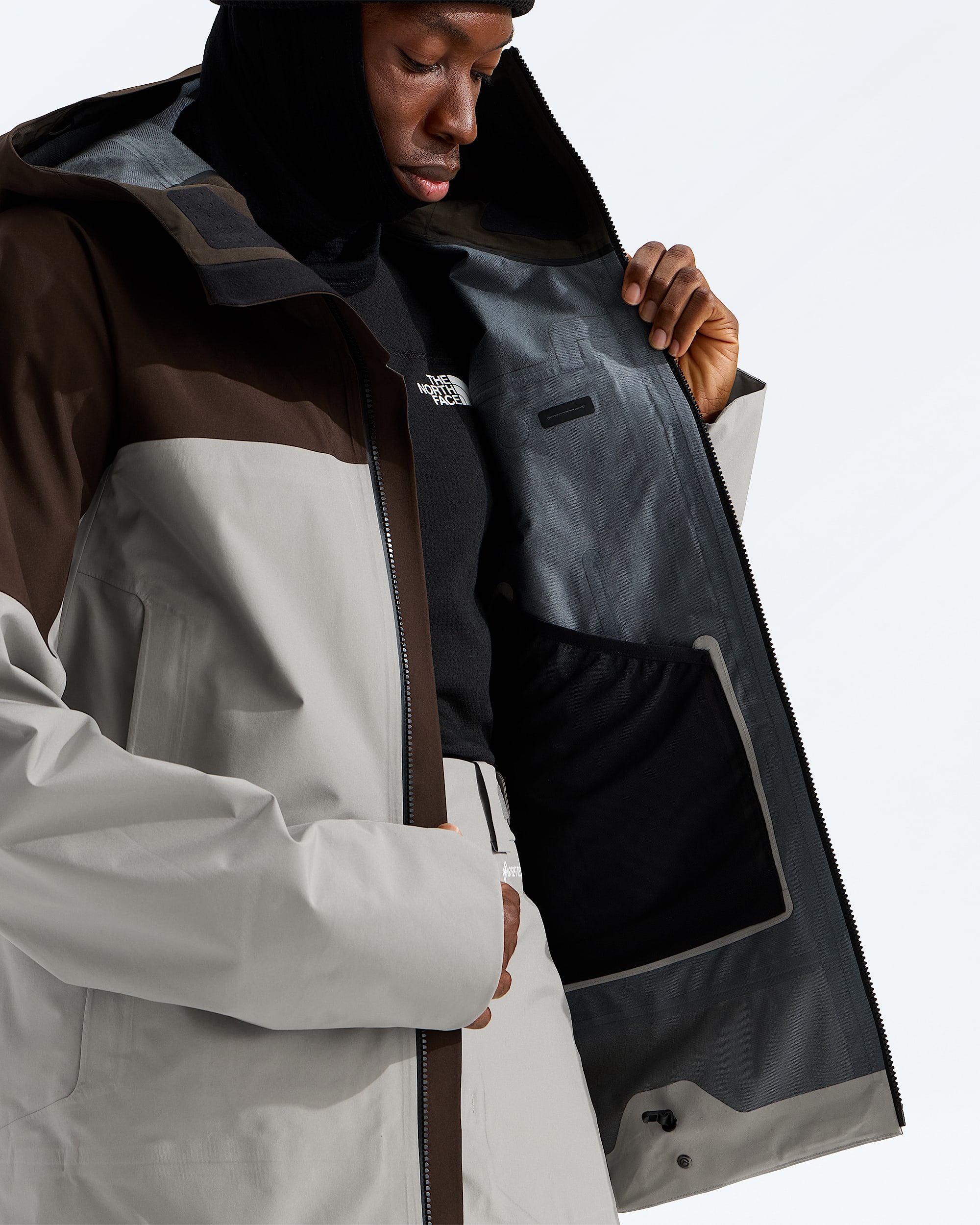 Mens Summit Eastwall GTX Jacket TNF MODELINT