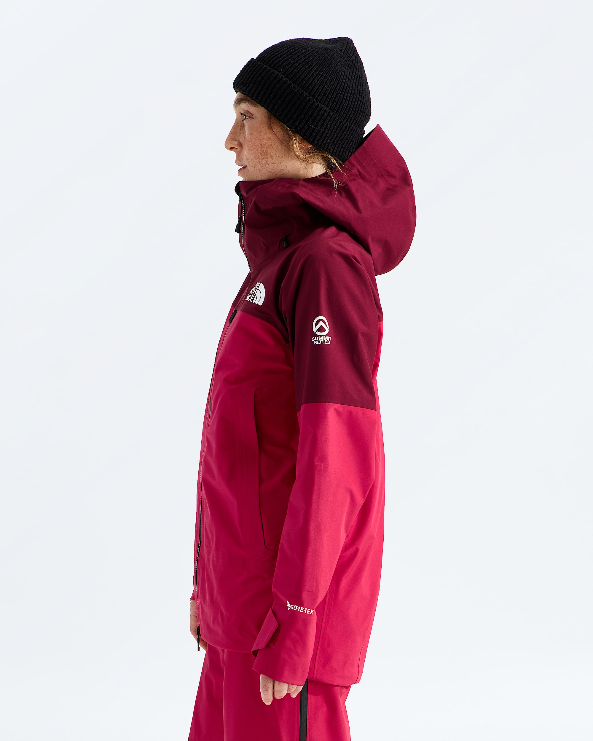 Womens Summit Eastwall GTX Jacket TNF MODEL34