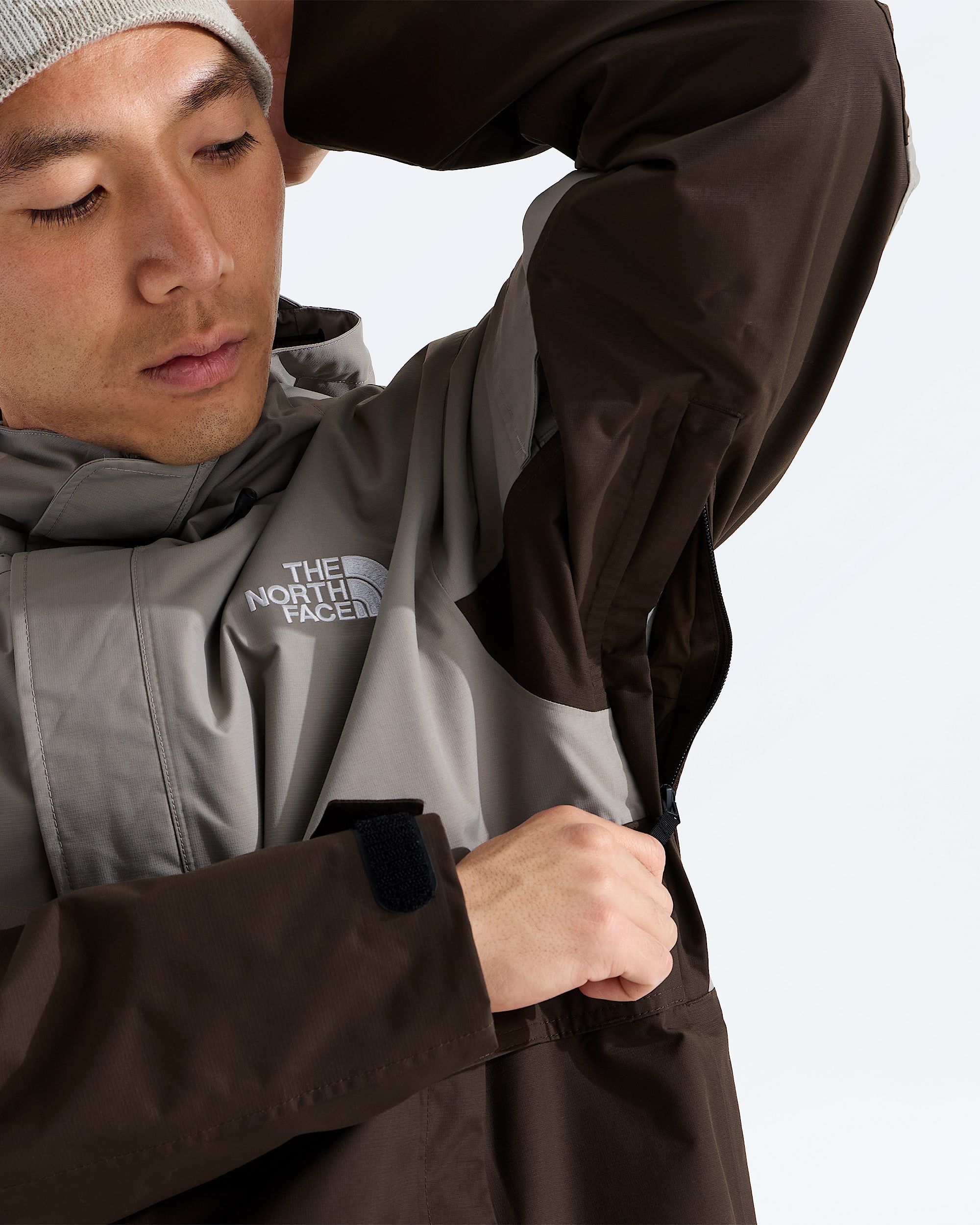 Mens Evryday Anorak TNF MODELALT2