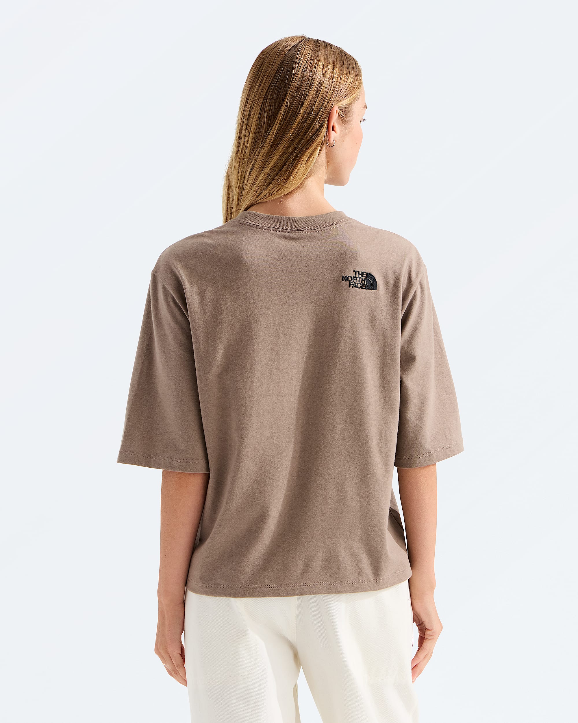 Womens Ski Embro Boxy ShortSleeve TeeGraphic TNF BACK