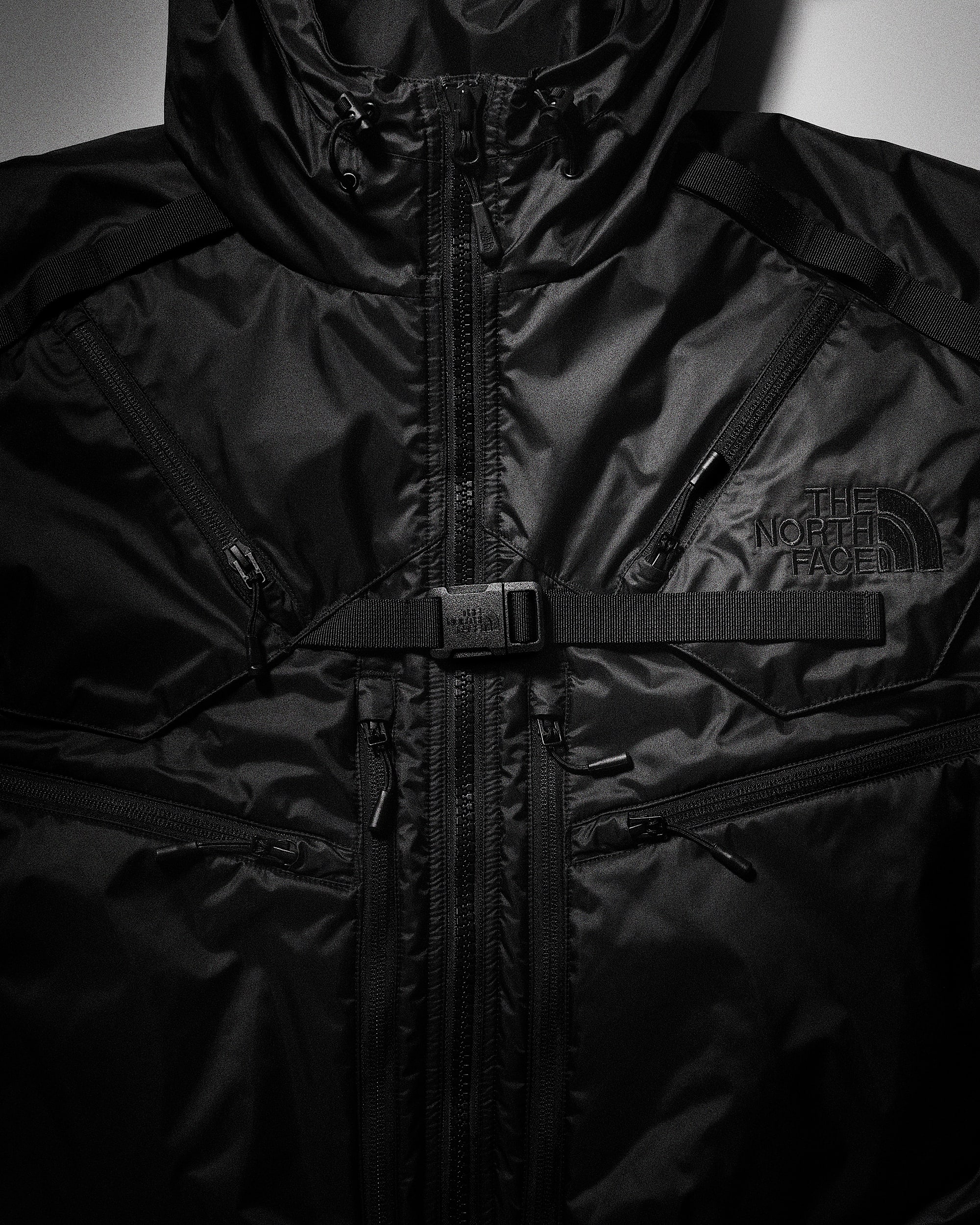 TNF X eYe JUNYA WATANABE MAN TECH VEST MOUNTAIN JACKET TNF HERO2