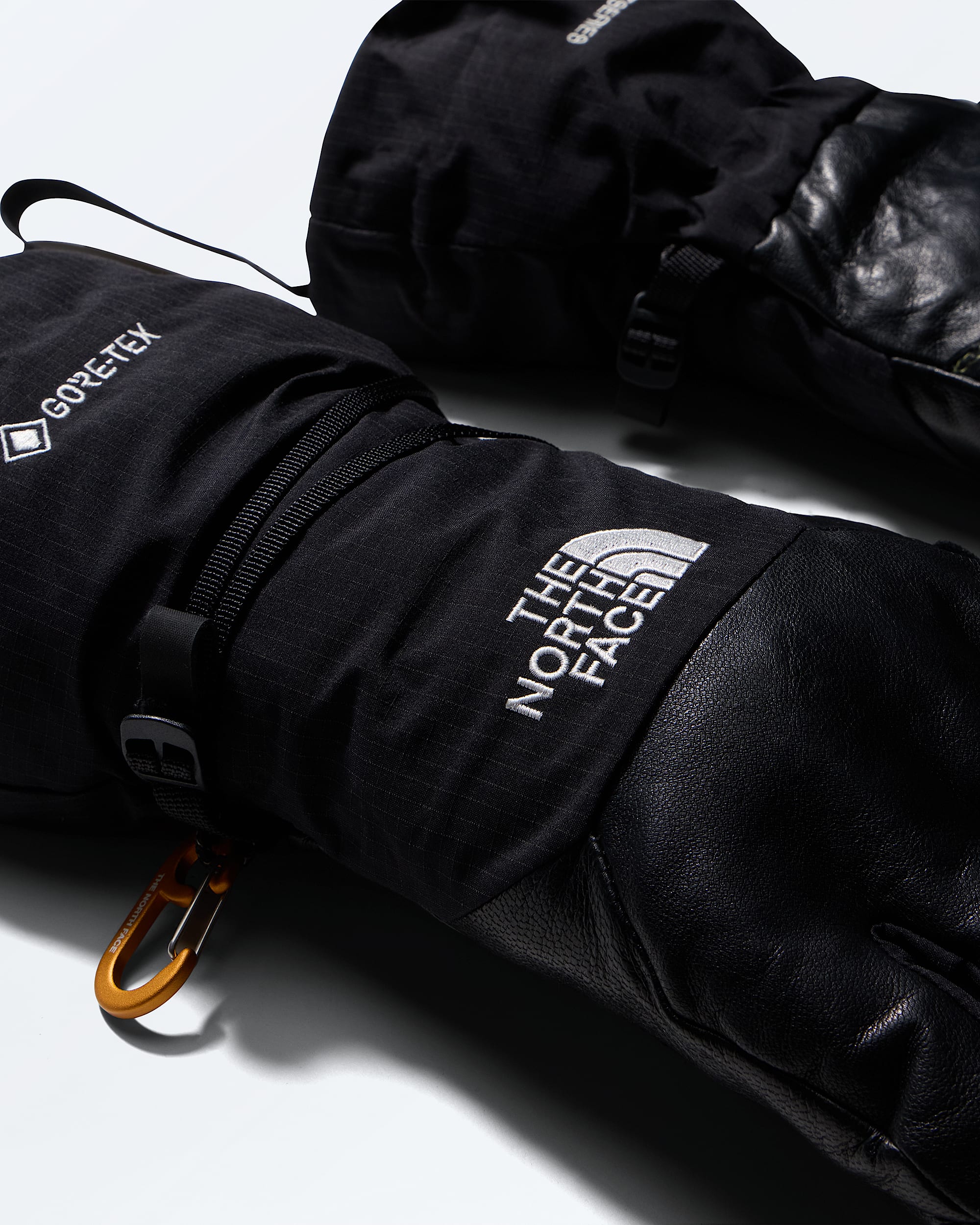 Summit Series Vengeance GORETEX Gloves TNF ALT3
