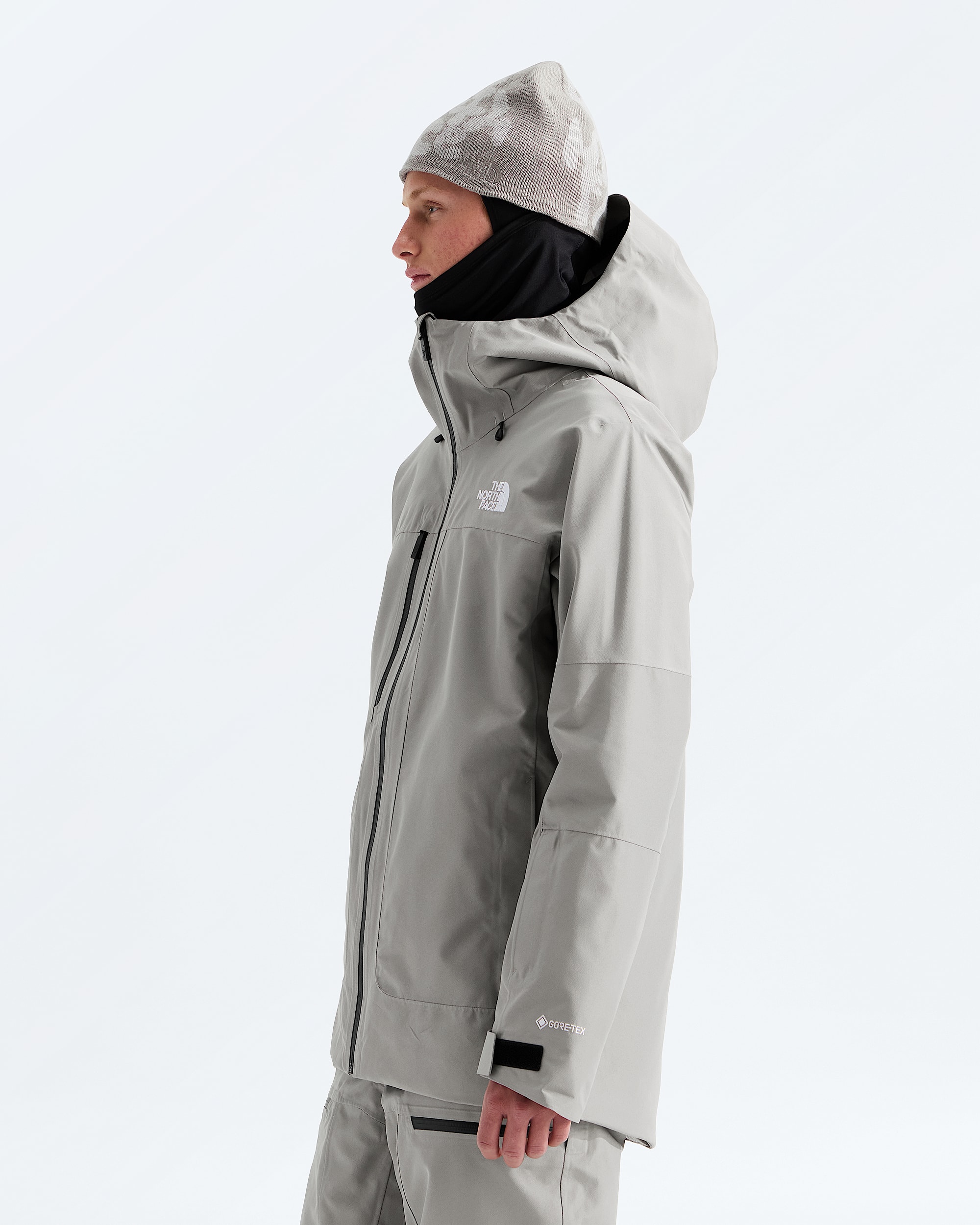 Mens GTX Dawnstrike Insulated Jacket TNF MODEL34