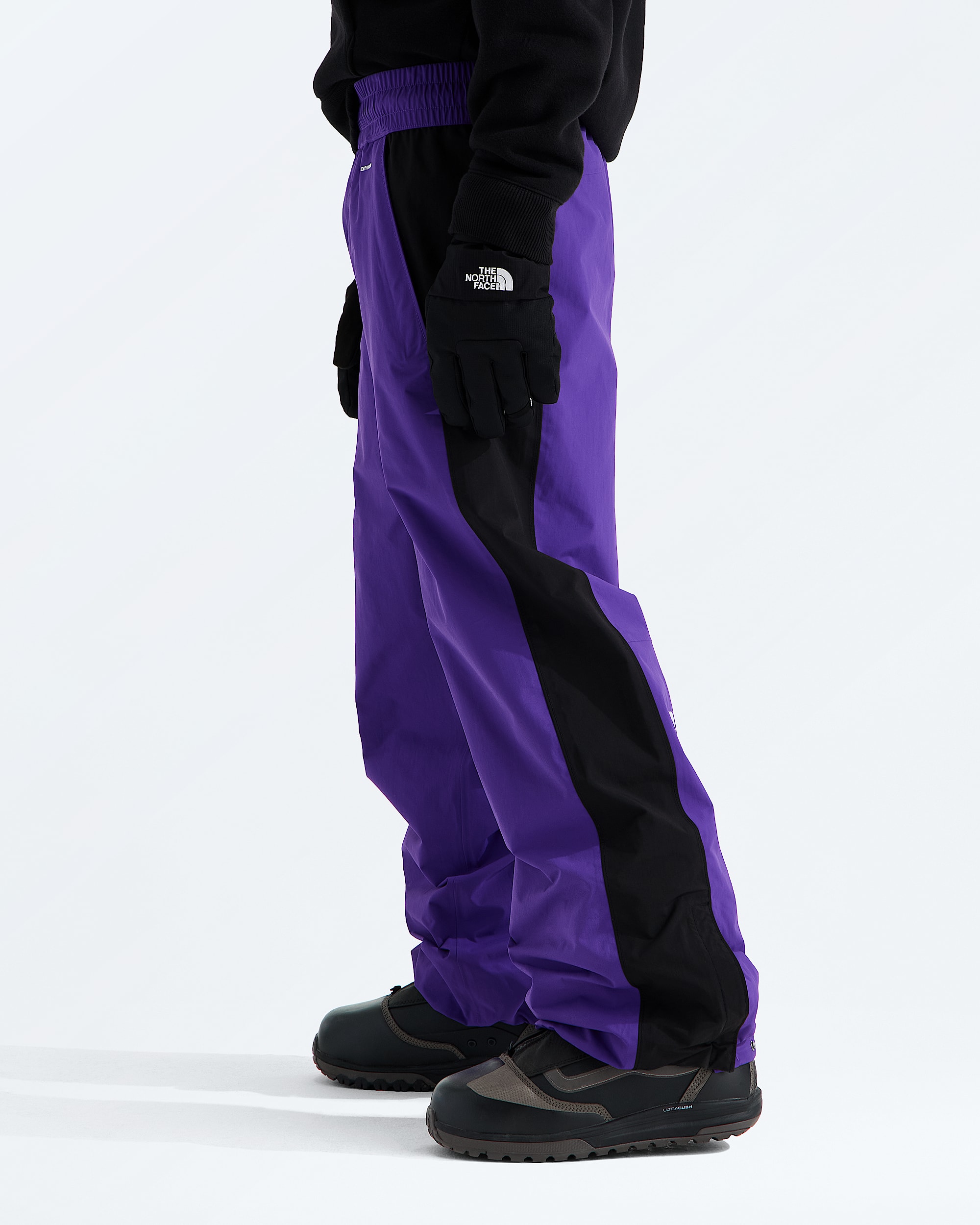 Mens Slider Pant TNF MODEL34