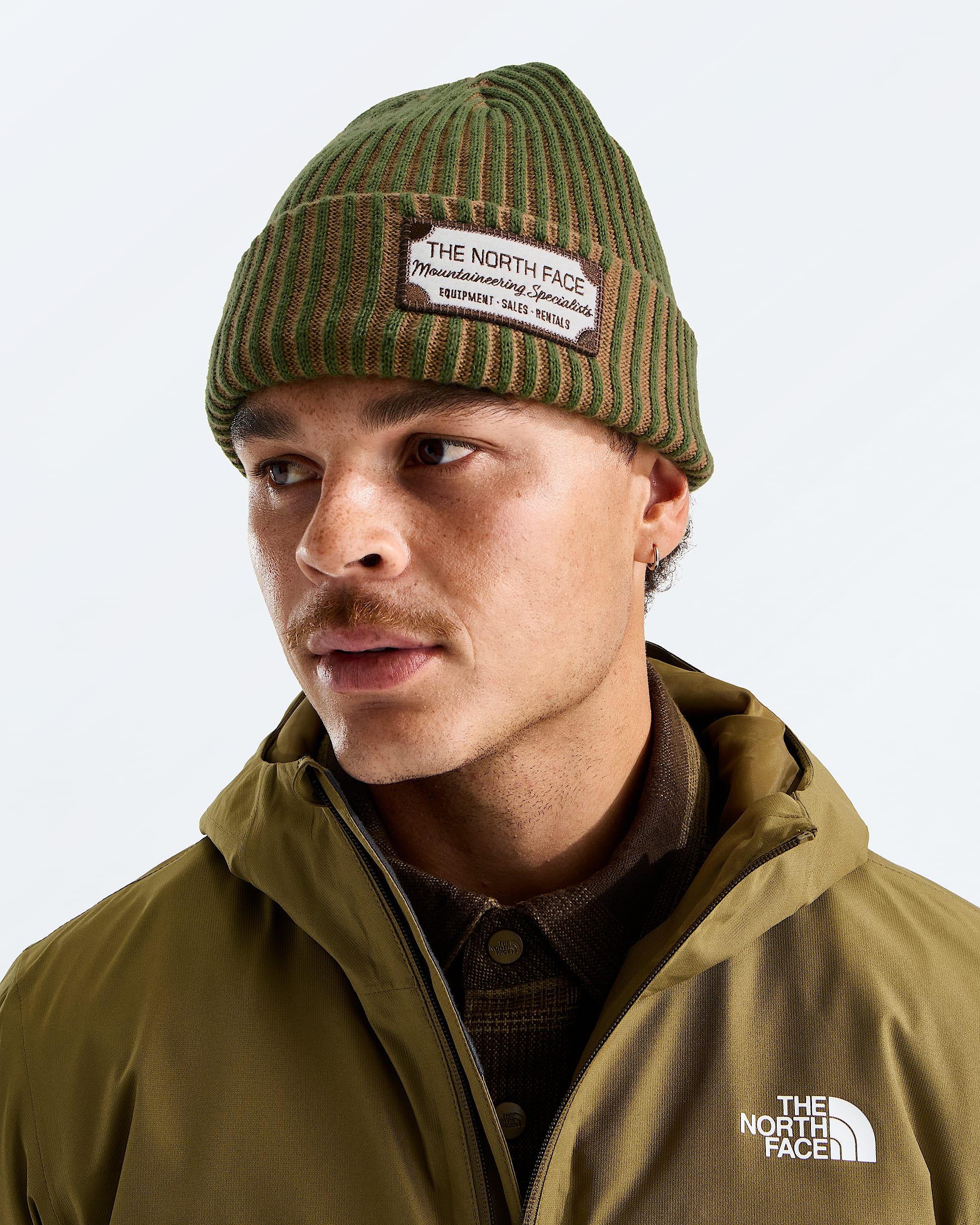 Salty Lined SE Beanie TNF MODELBACK