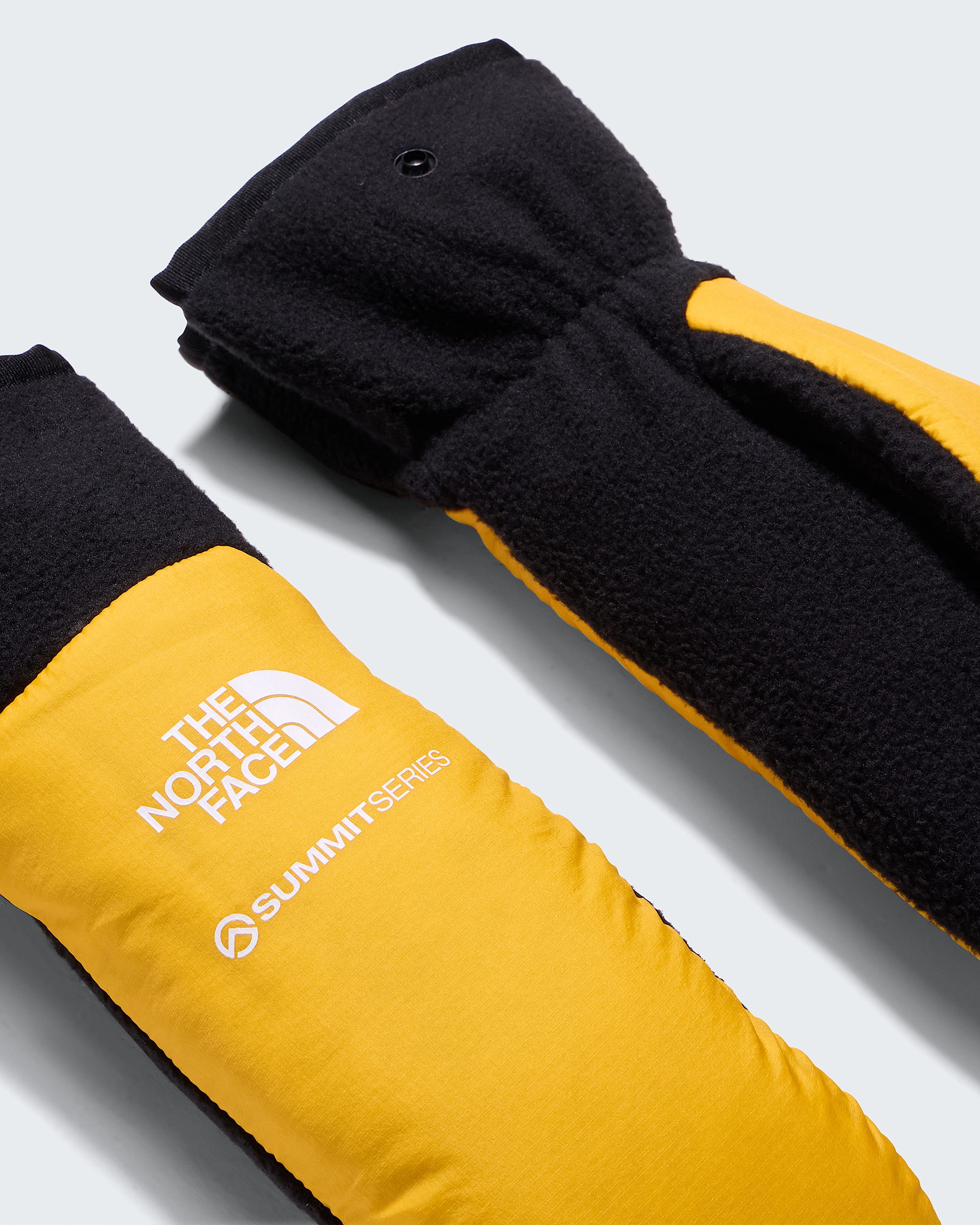 Summit Series Vengeance Liner Mitts TNF ALT1