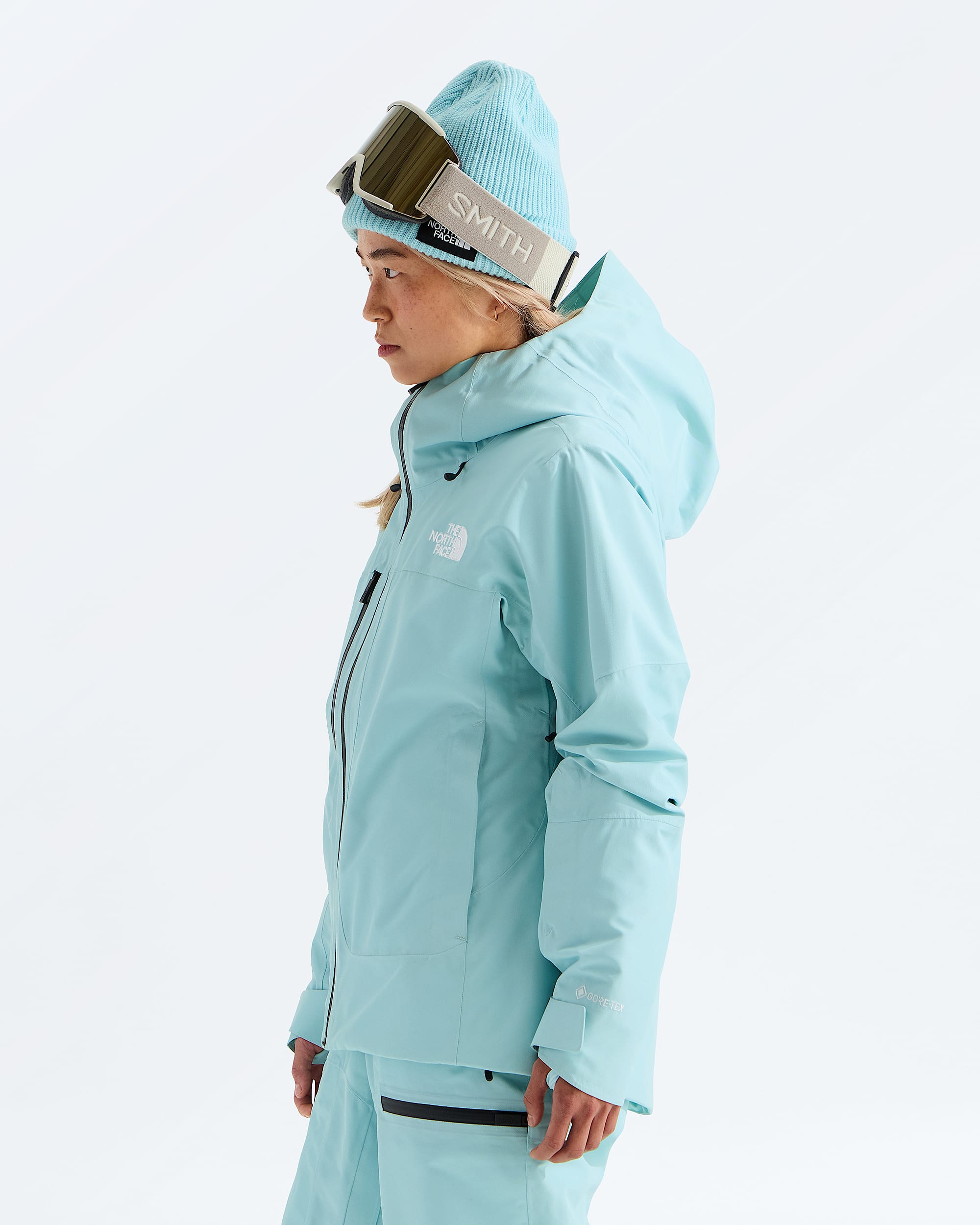 Womens GTX Dawnstrike Insulated Jacket TNF MODEL34