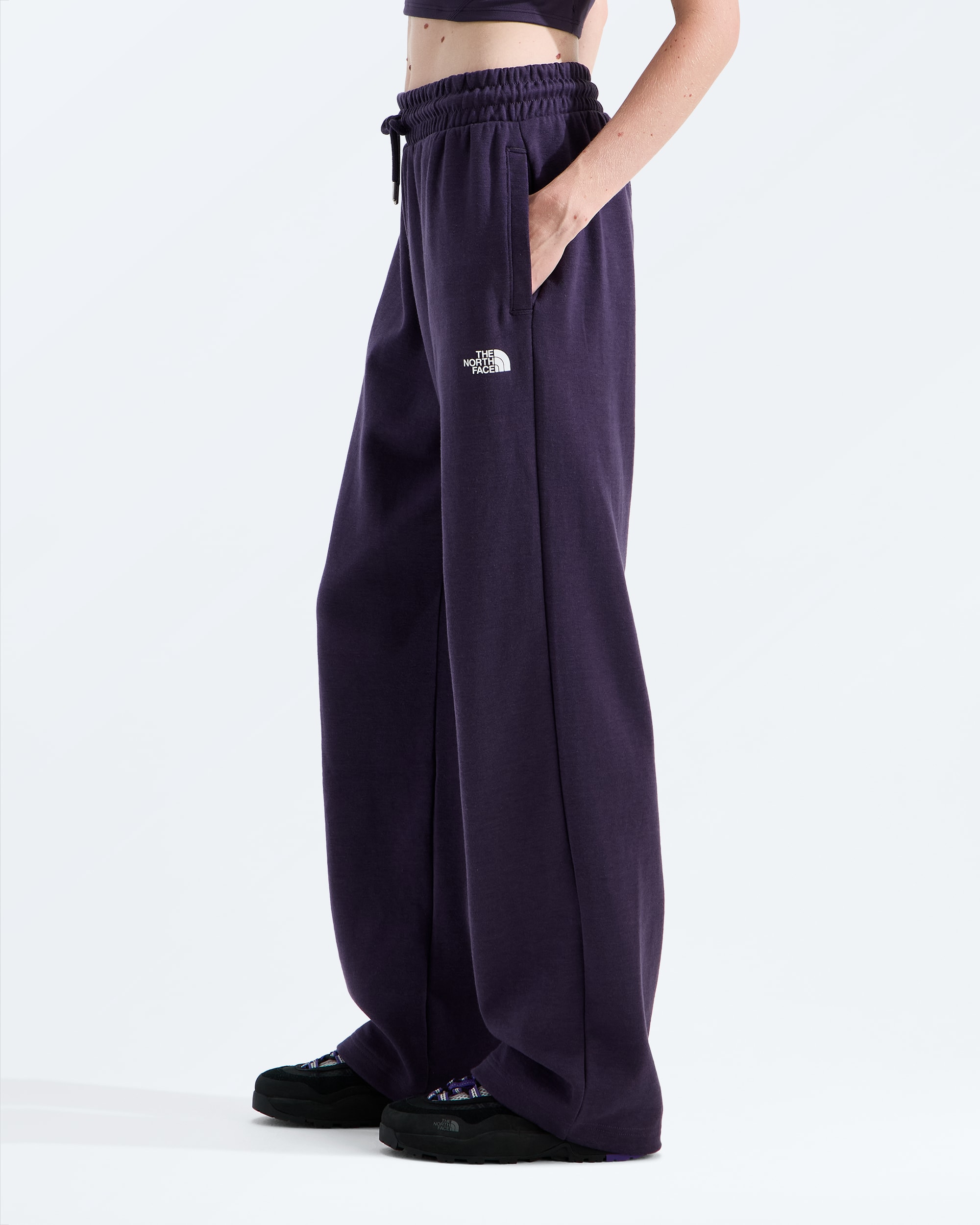 Womens TNF Double Knit Pants TNF MODEL34