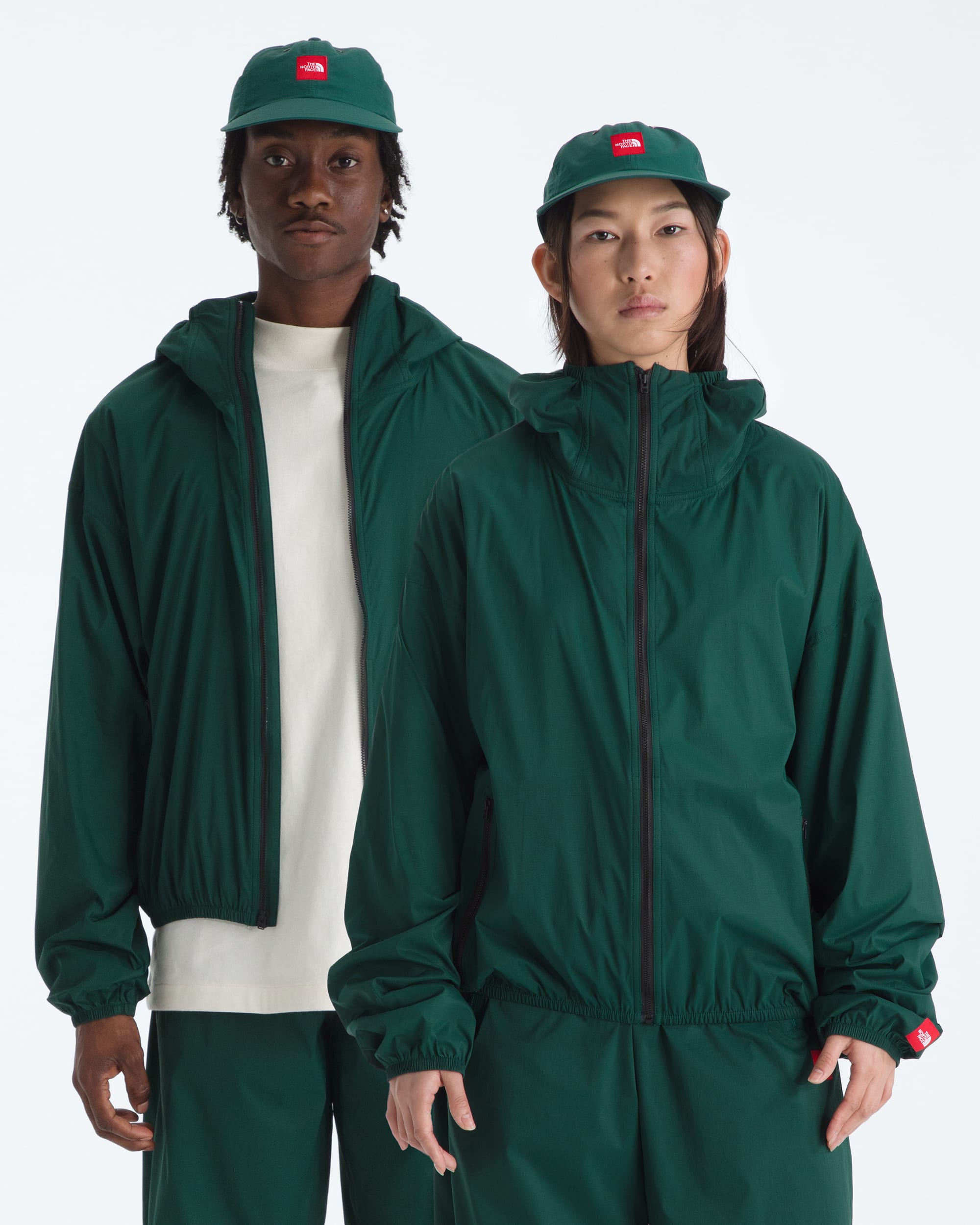 Mens TNF Red Box Packable Hooded Wind Jacket TNF HERO