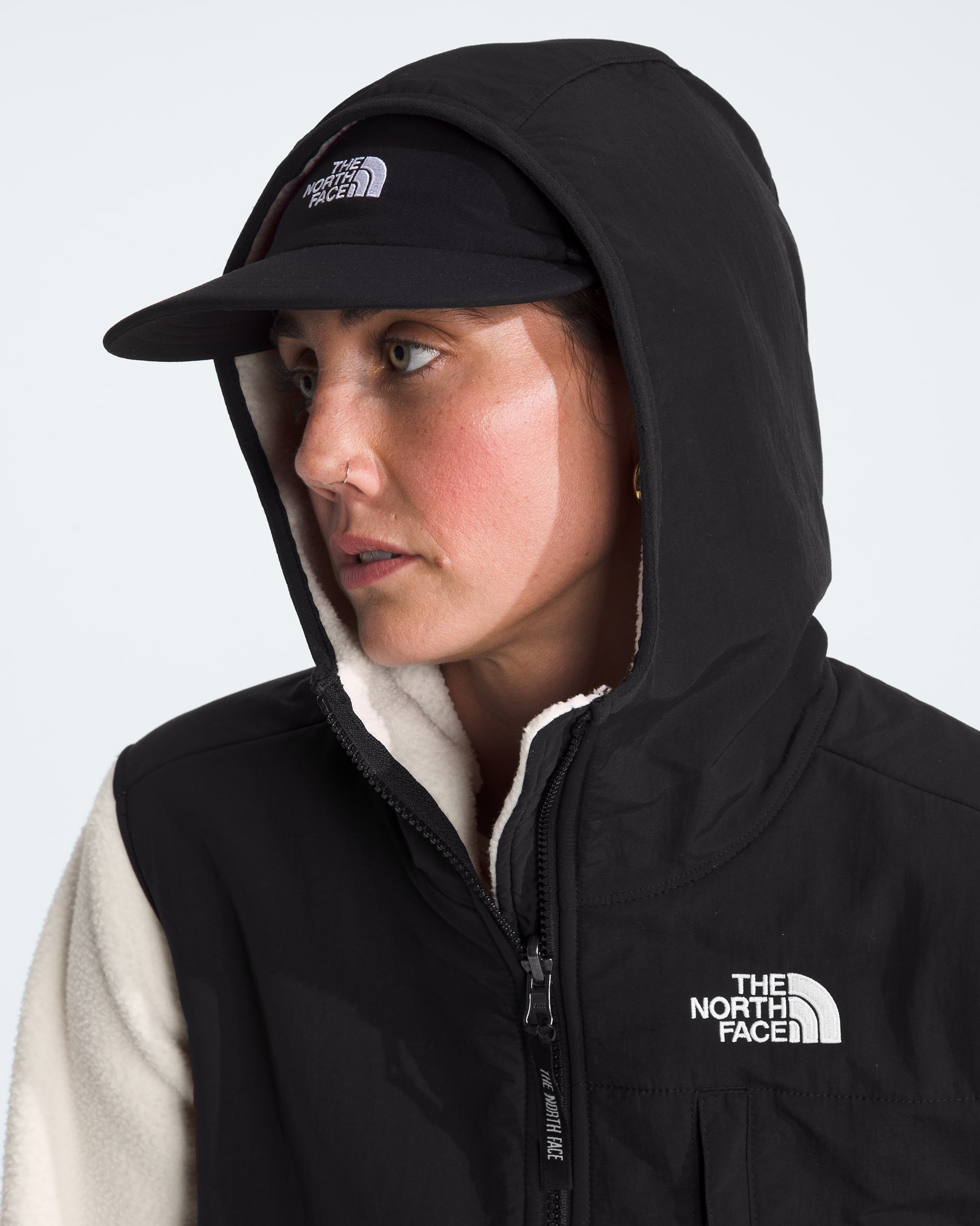 Womens Retro Denali Hoodie TNF MODELHOOD2