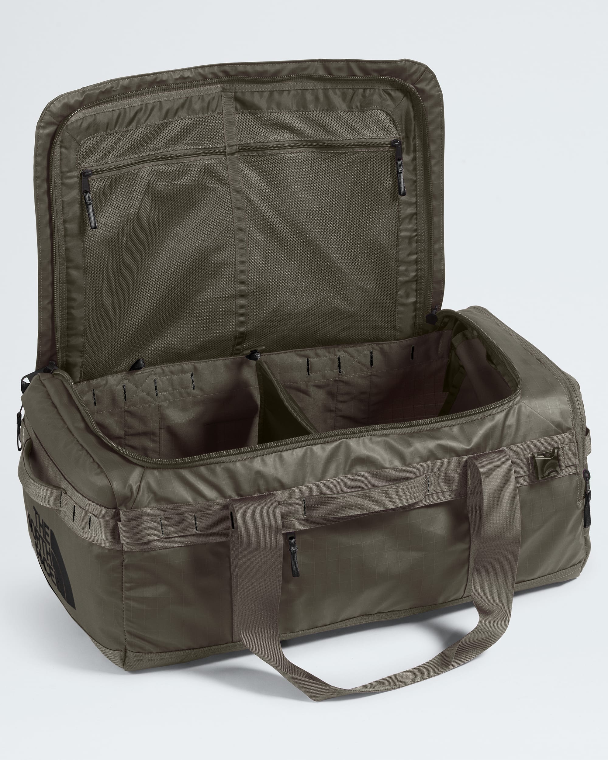 Base Camp Voyager  62L TNF ALT1