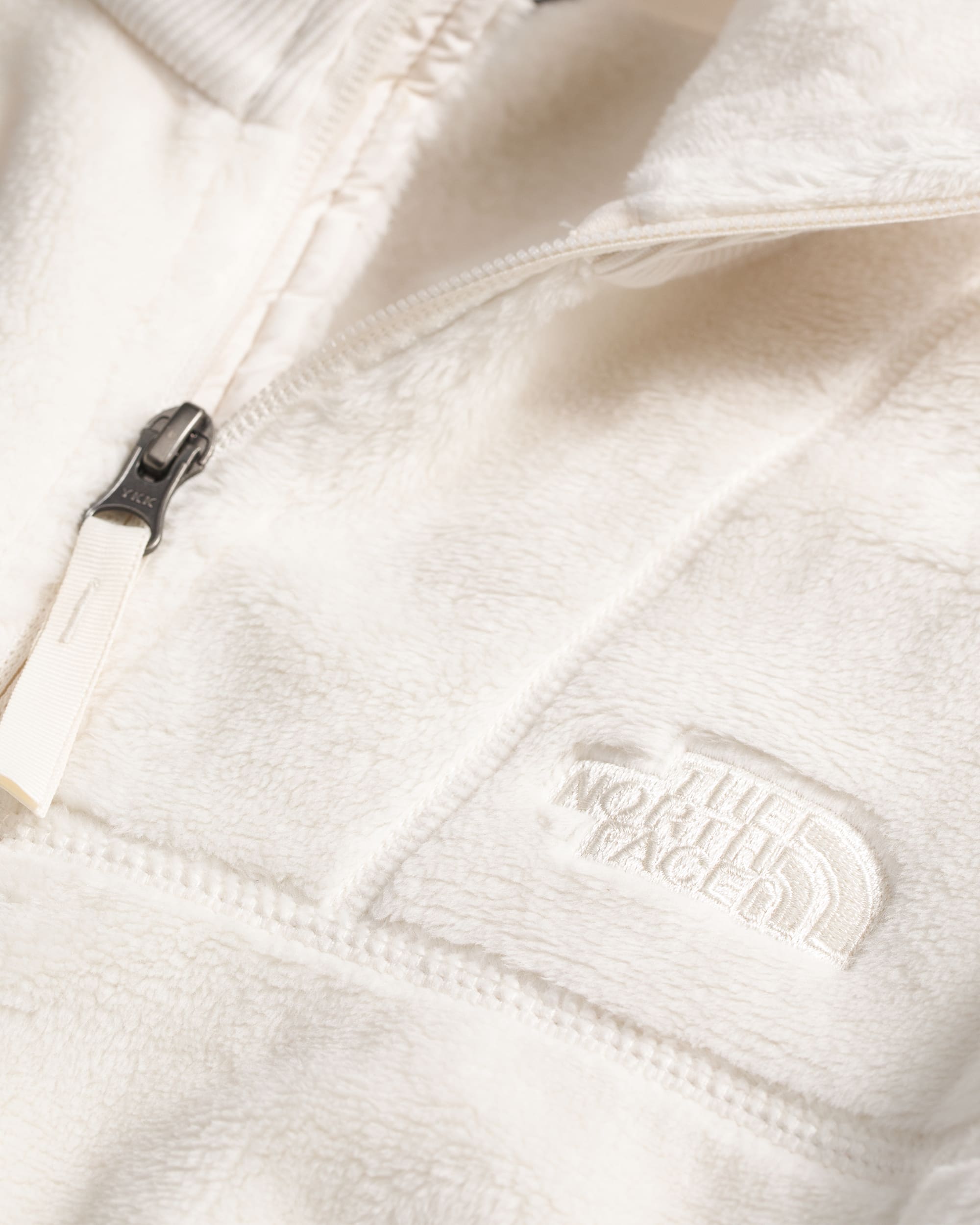 Womens Osito Lux Jacket TNF DETAIL3