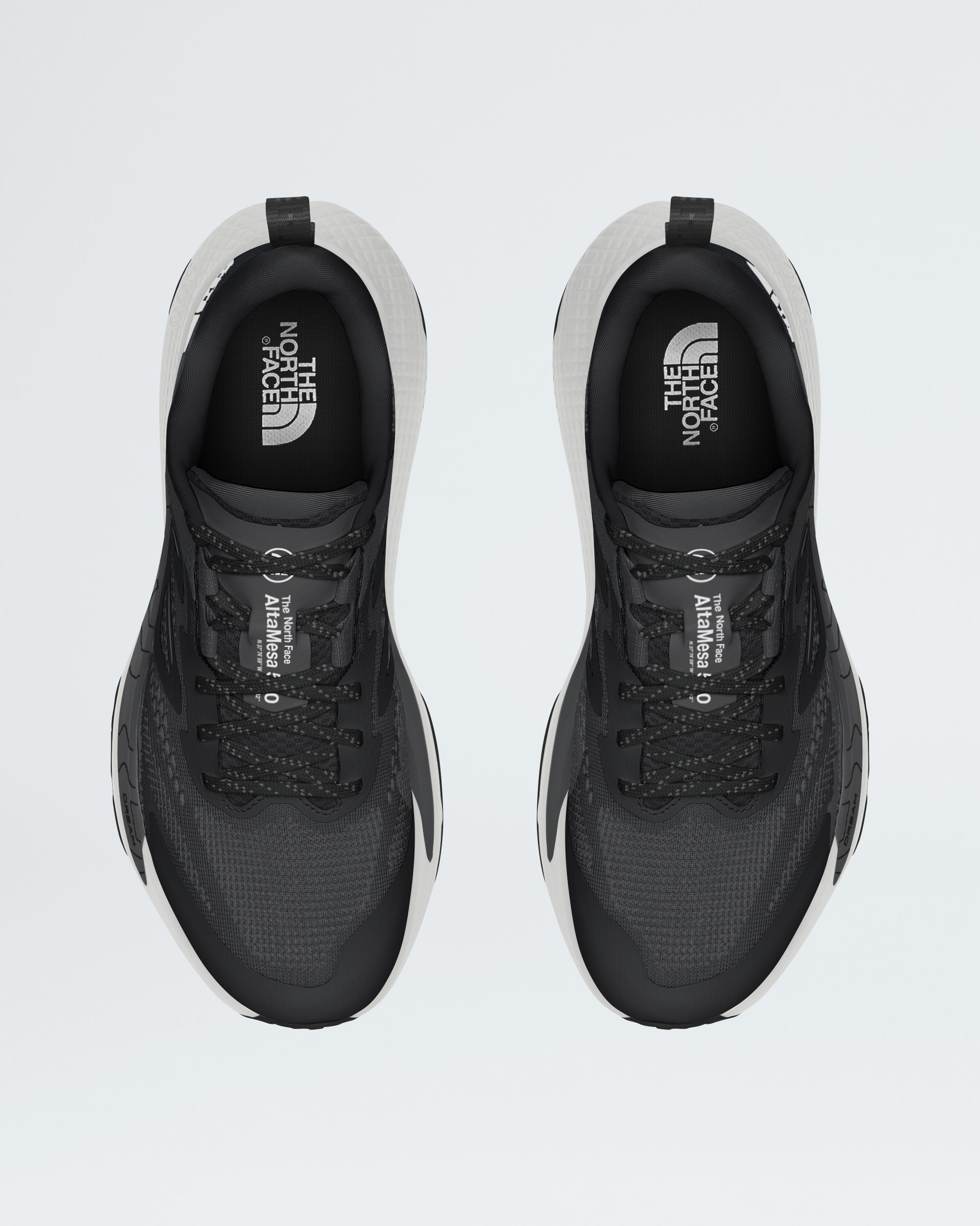 Womens Altamesa 500 Shoes TNF DETAILINSTEP