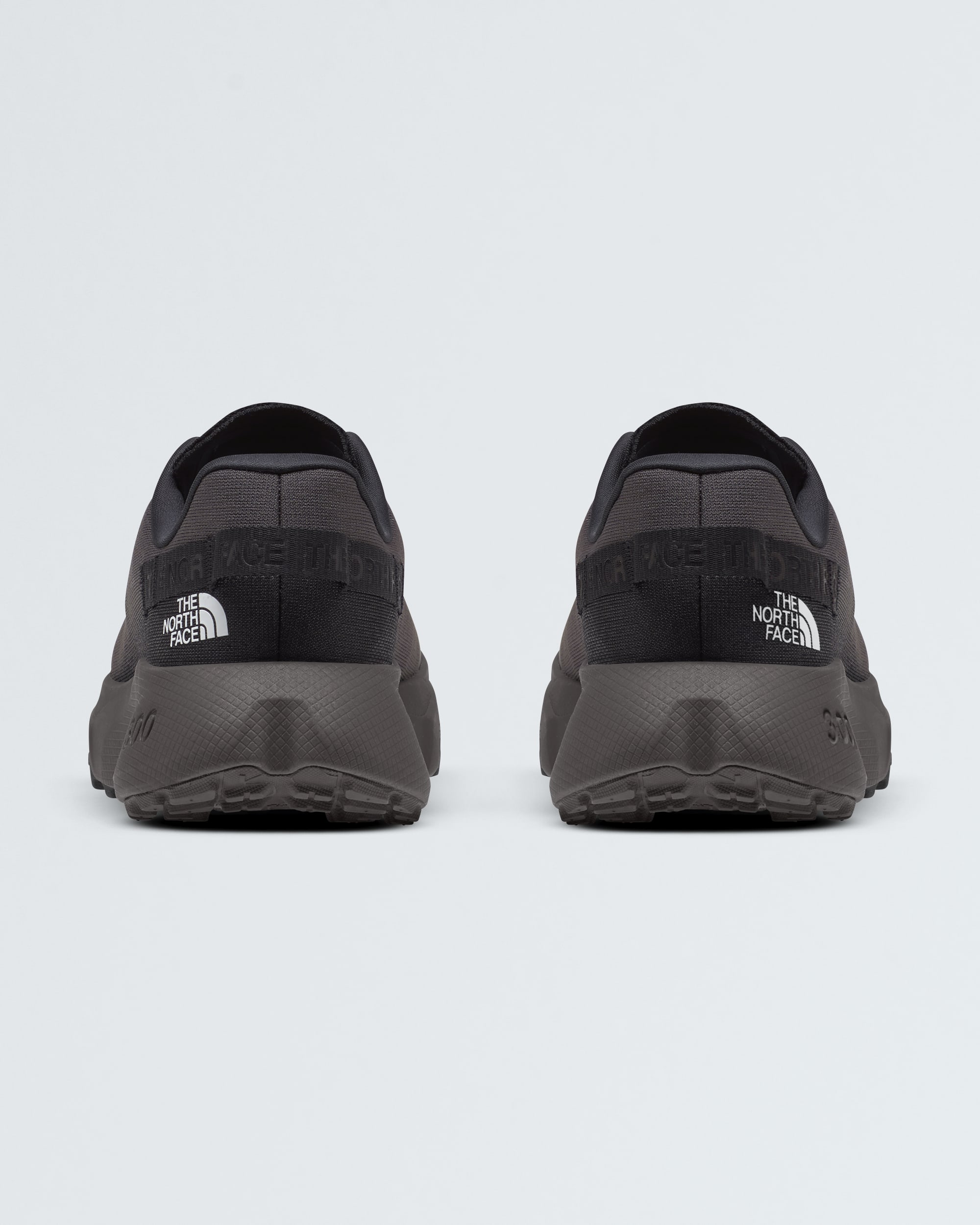 Womens Altamesa 300 Shoes TNF BACK