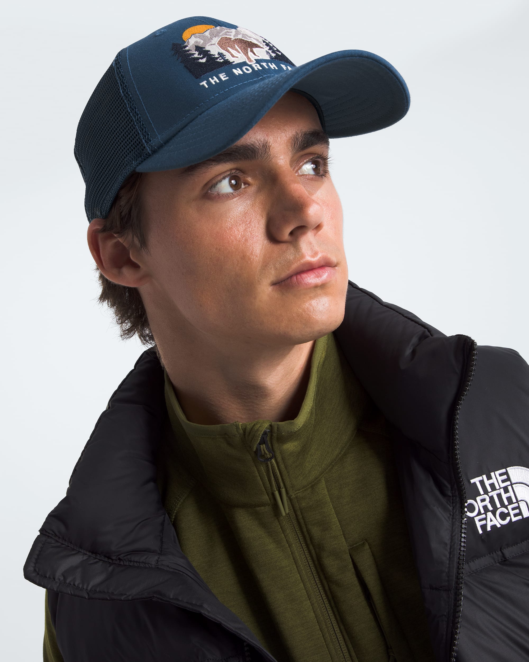 Embroidered Mudder Trucker Hat TNF MODELBACK