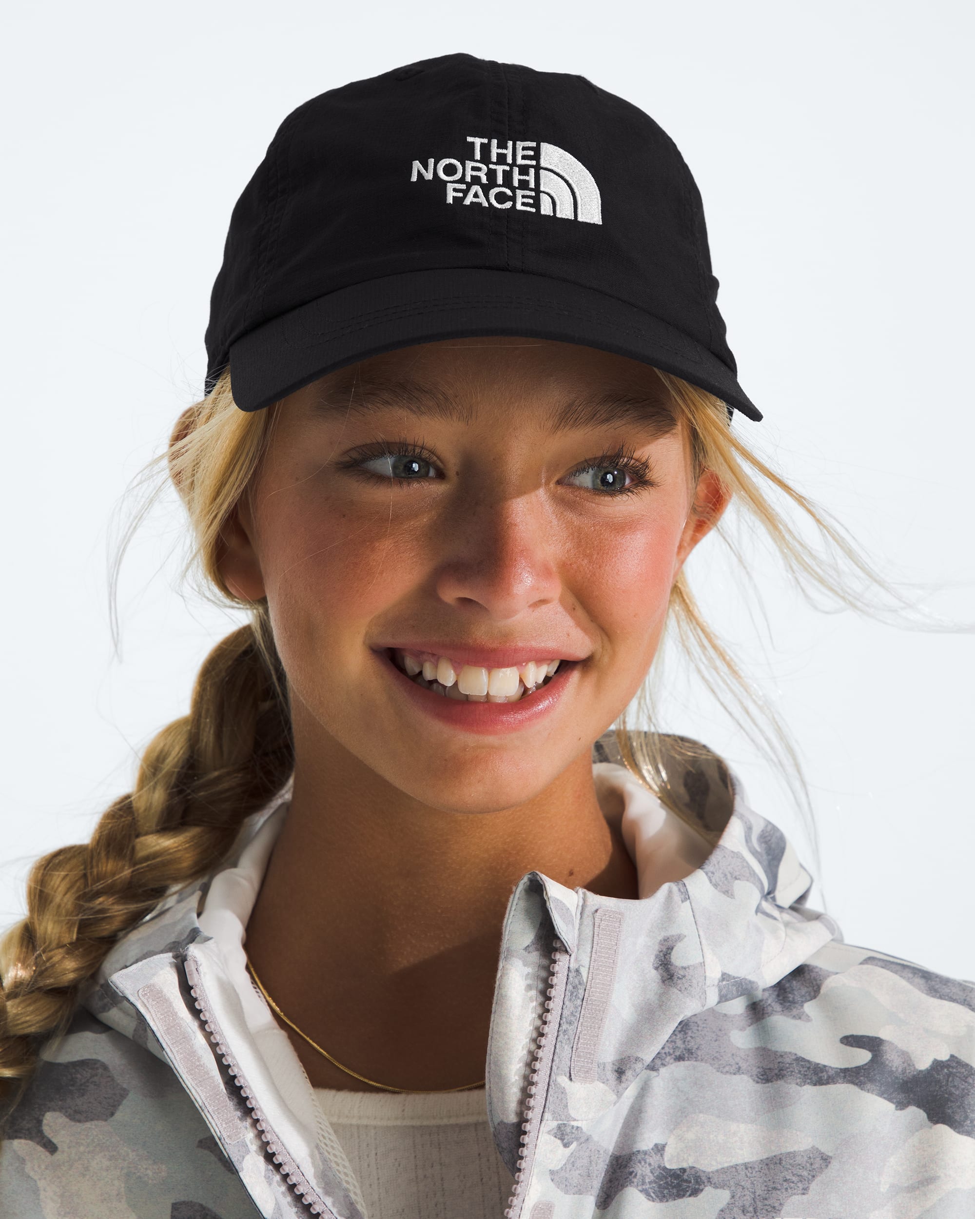 Kids Horizon Hat TNF MODELBACK