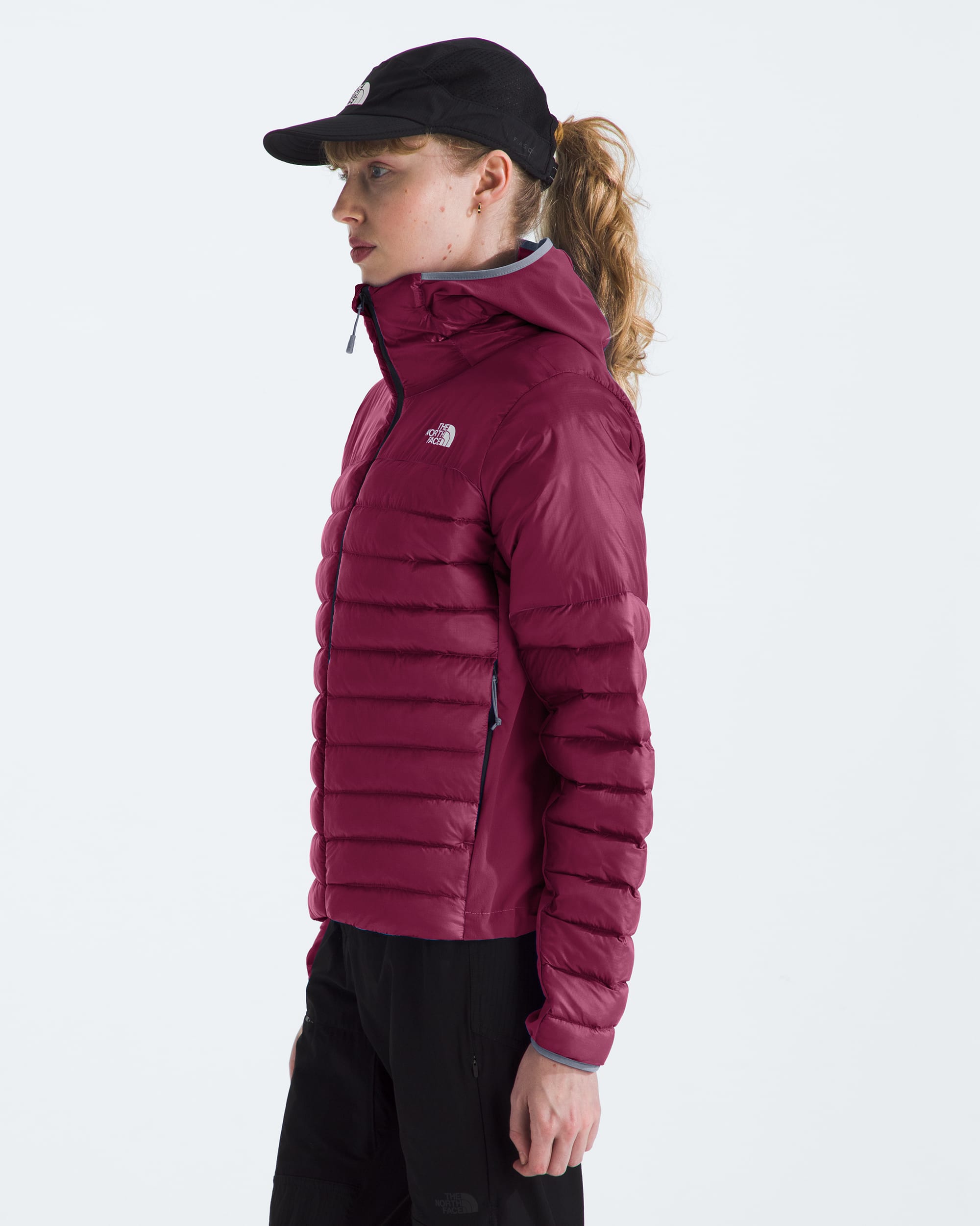 Womens Terra Peak Hybrid Hoodie TNF MODEL34